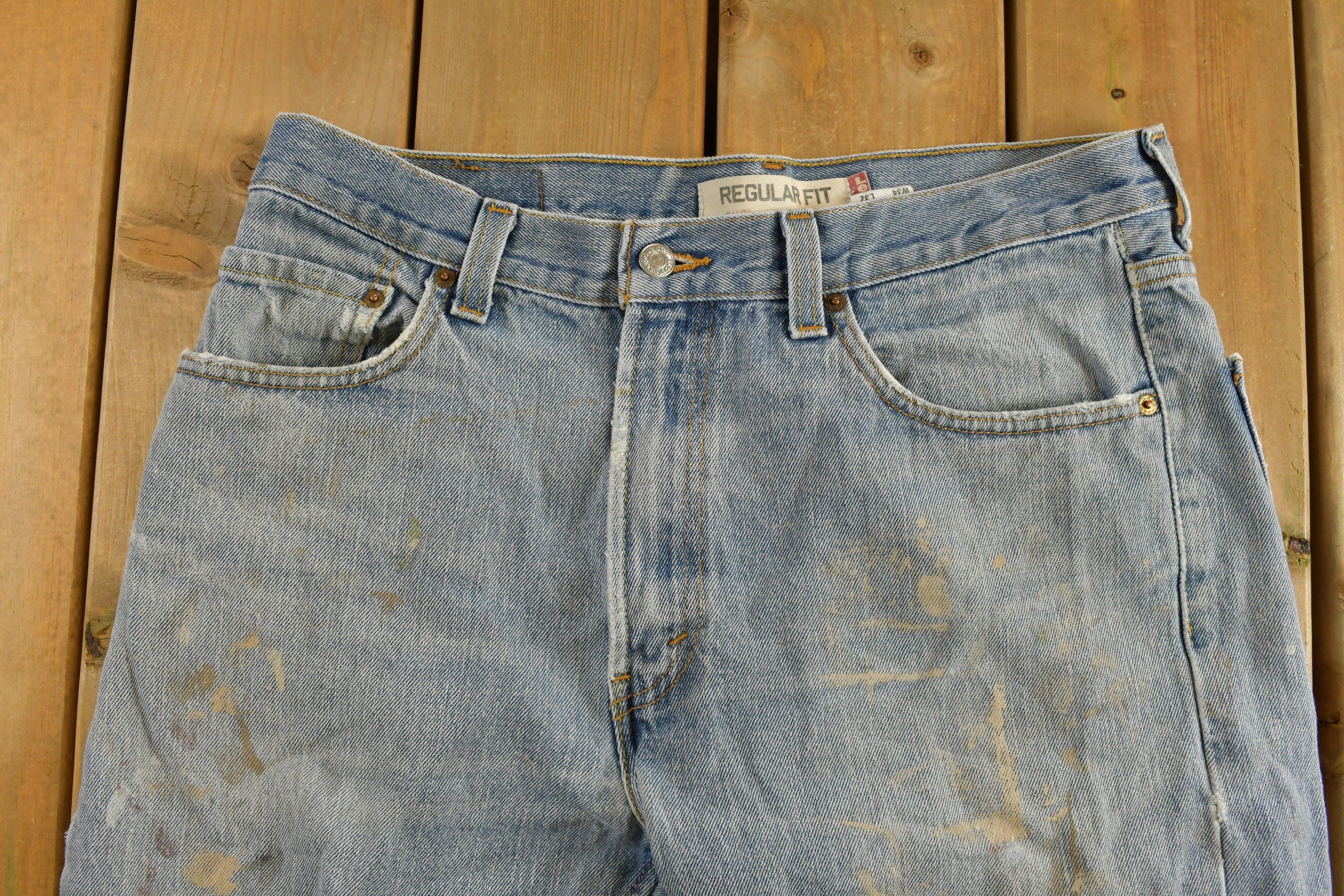 Vintage 1990s Levi's 505 Red Tab Jeans Size 33 x 32