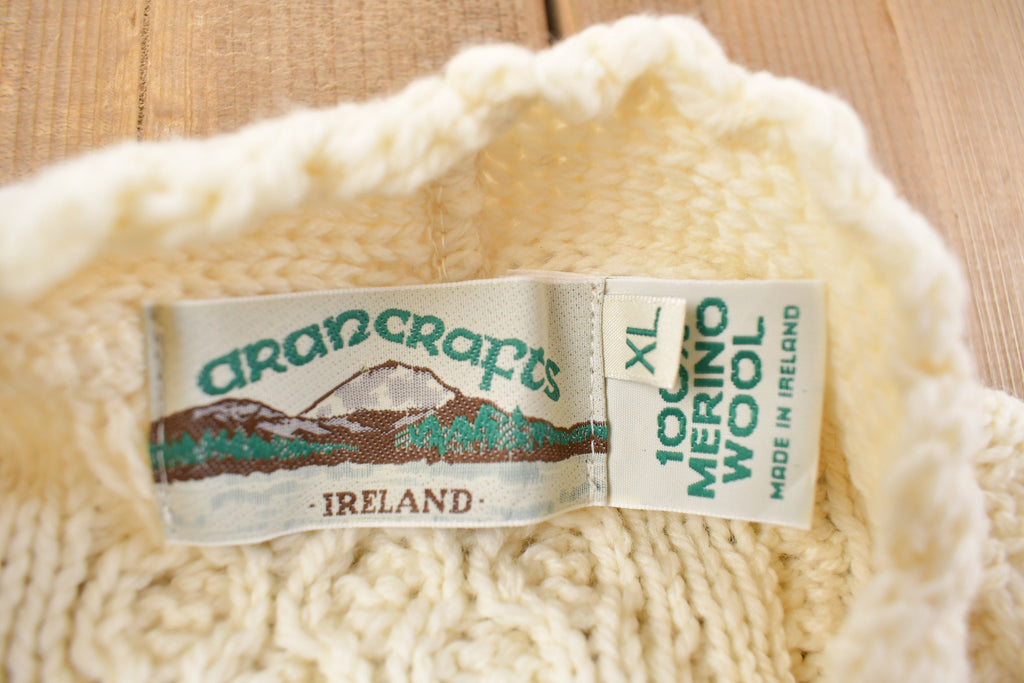 Vintage 1980s Aran Crafts 100% Wool 3D Cable Knit Cardigan Sweater