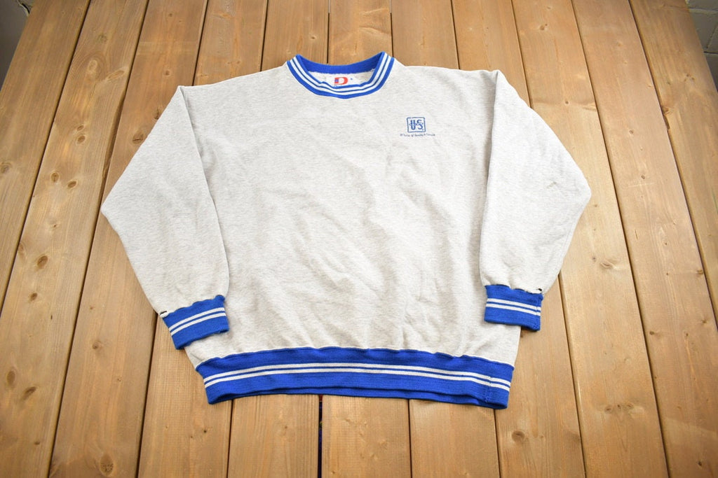 Vintage 1990s Dodger US Communications Embroidered Crewneck Sweatshirt Made In USA