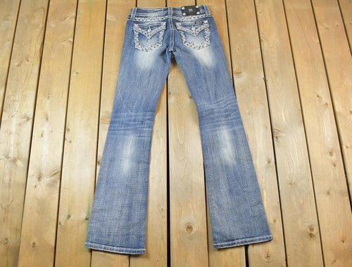 Vintage Y2K Miss Me Bedazzled Low Rise Jeans Size 26x31 / Boot Cut Jeans / Y2K Style / Embroidered Jeans / 2000s / Contrast Stitching