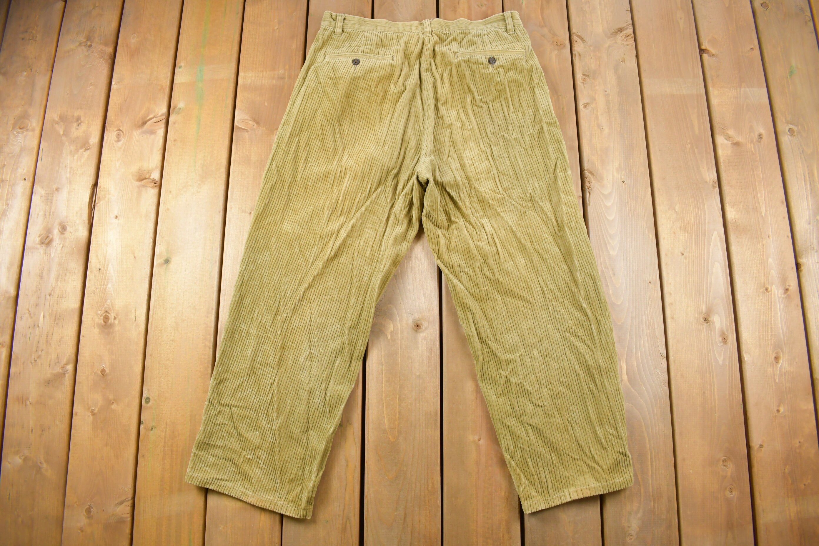 Vintage 1990's Eddie Bauer Simple Corduroy Size 34 x 27