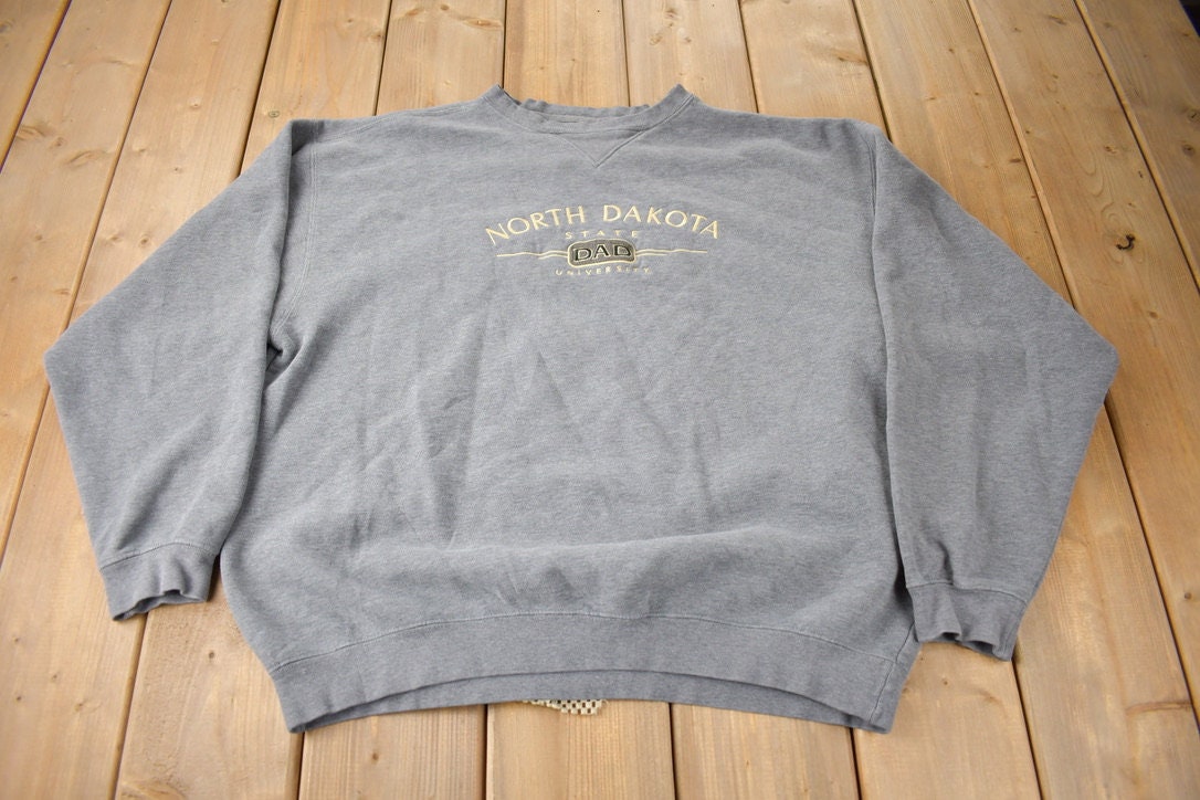 Vintage 1990s North Dakota State University DAD Collegiate Crewneck Size L