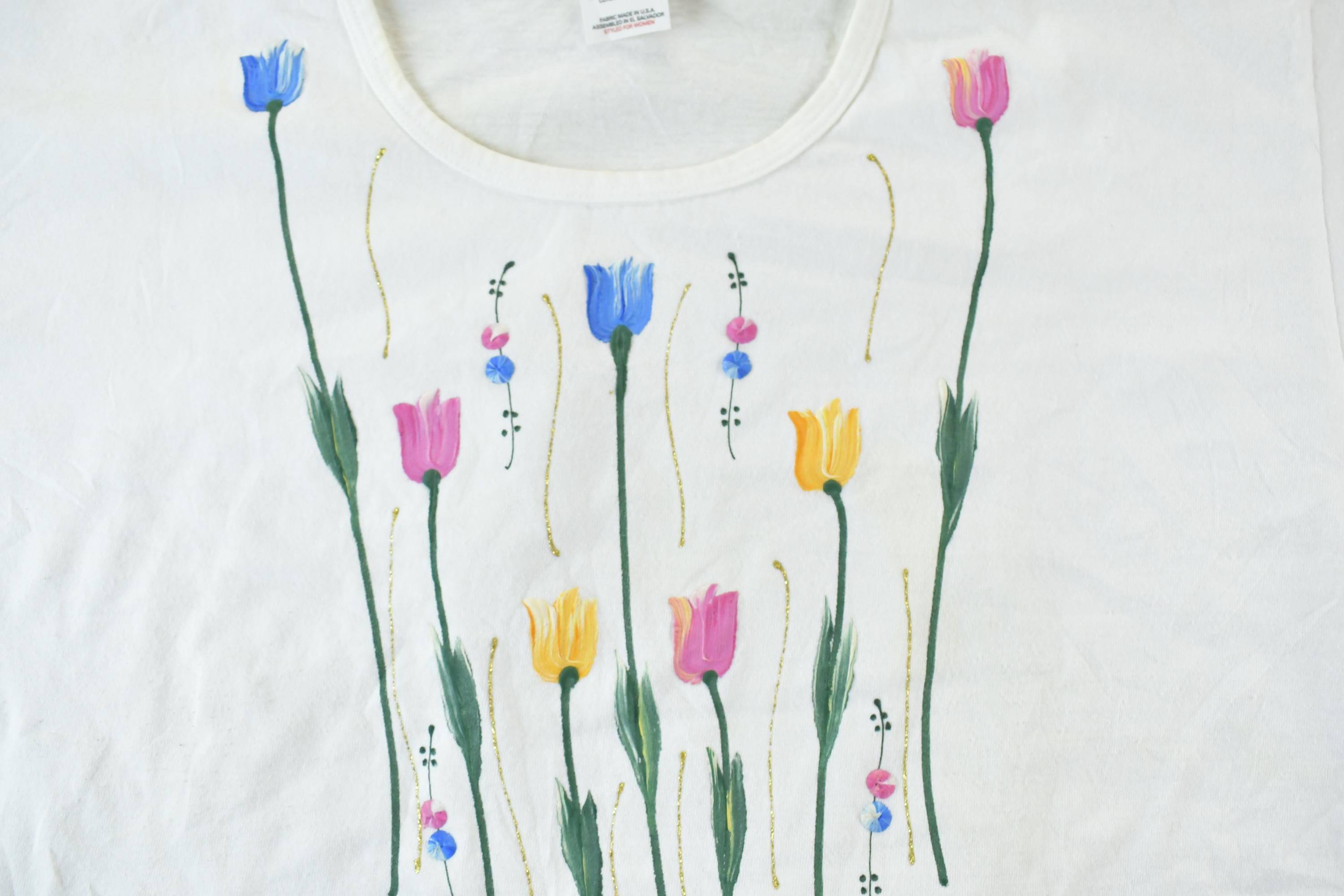 Vintage 1990s Painted Flowers Single Stitch T-Shirt