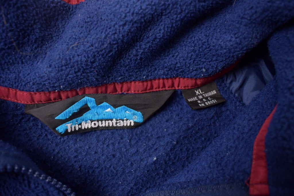 Vintage 1990s Tri Mountain Fleece Sweater