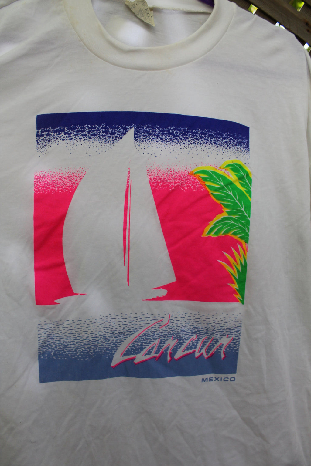 Vintage 1990s Cancun Mexico Souvenir T Shirt