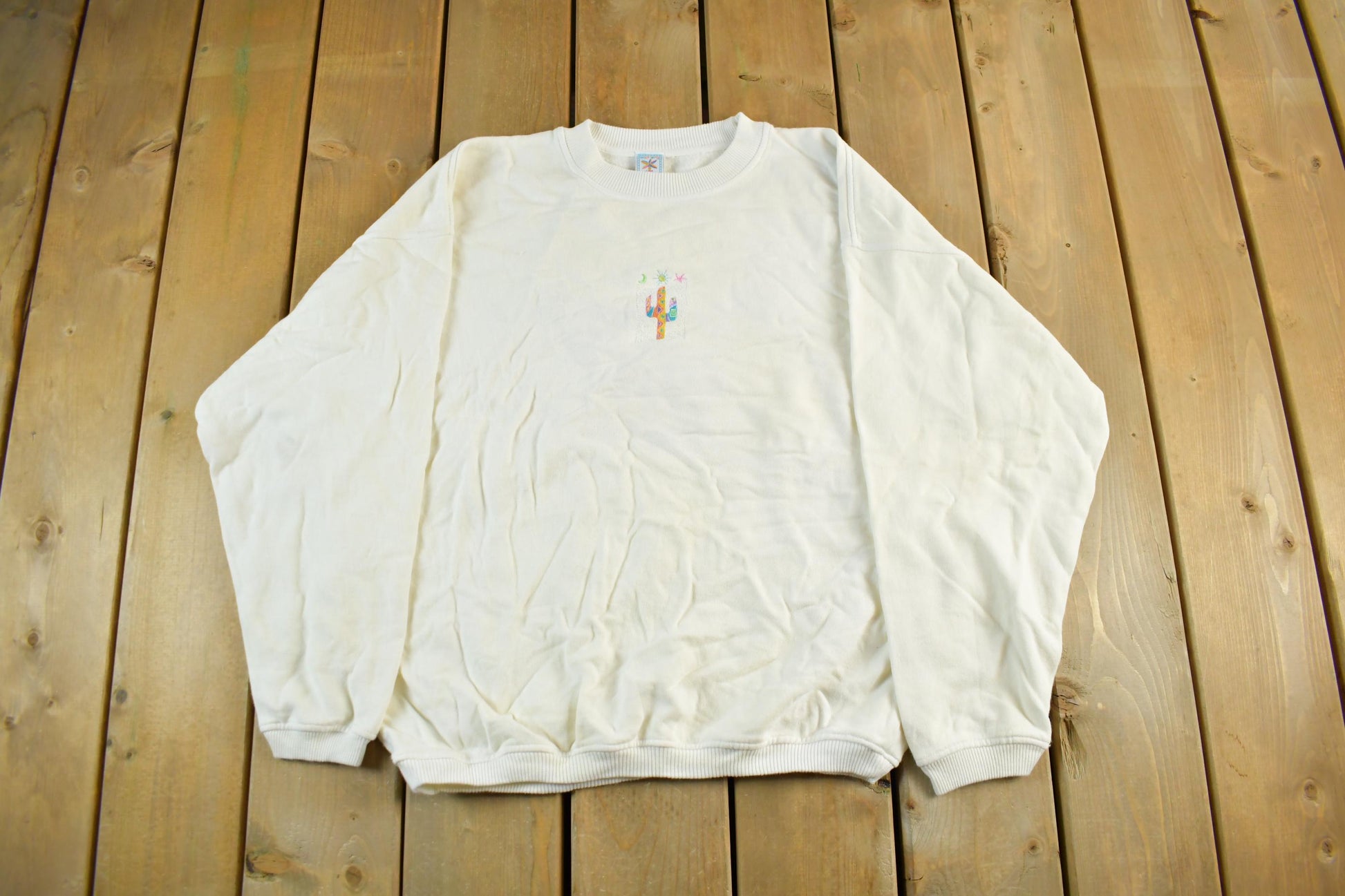 Vintage 1990s Desert Cactus Embroidered Crewneck Sweatshirt Men's L-XL / Made In Canada / 90s Crewneck / Souvenir Sweater Travel