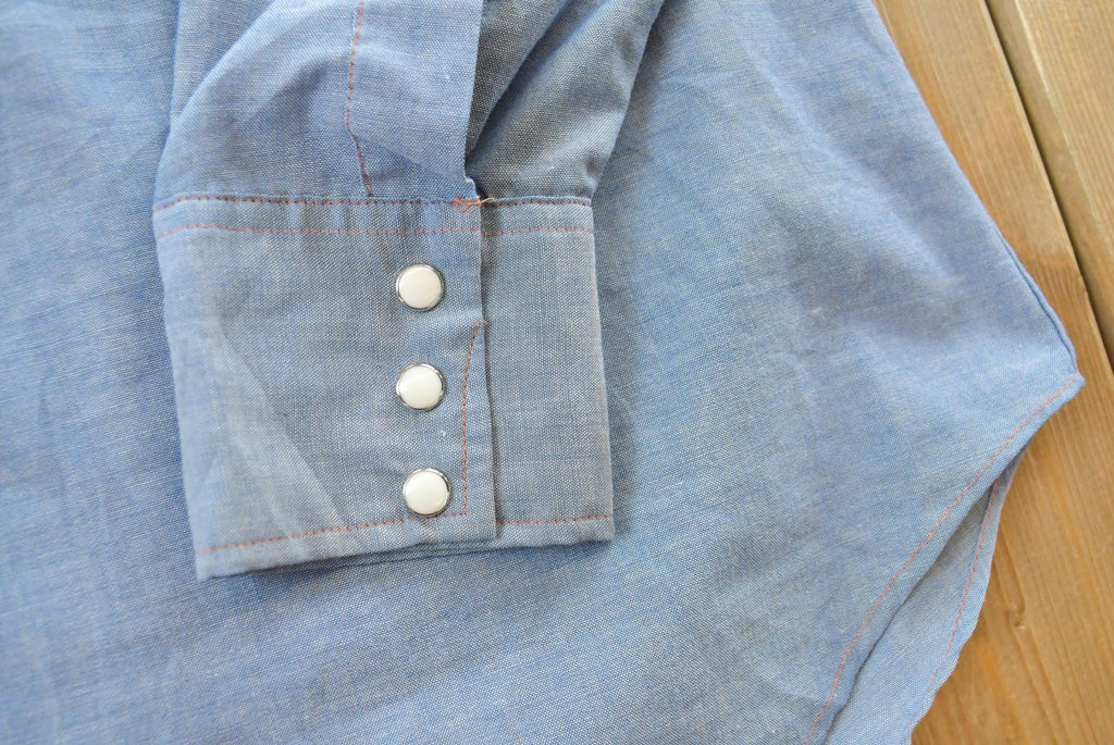Vintage 1980s Ely Plains Chambray Button Up Shirt Men's XL /