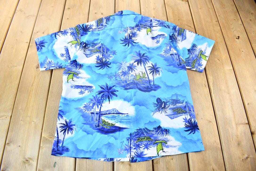 Vintage 1980s Tropicana Hawaii Beach Theme Button Up Shirt