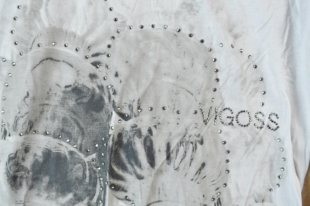 Women Vintage Vigoss Y2K T-Shirt / Vigoss Grunge Skull Print / Contrast Stitch / Internet Famous Clothing / Over Dyed / Y2K Bedazzled