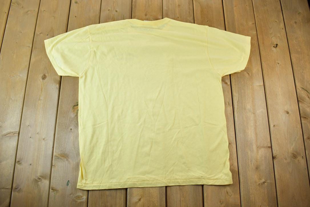 Vintage 1980s Deadstock Penmans Babcock and Wilcox Volleyball Souvenir Single Stitch Graphic Print T-Shirt Made In USA