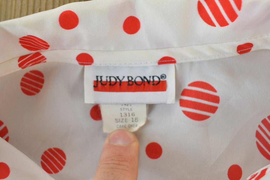 Vintage 1960s Judy Bond polka Dot Button Up Shirt