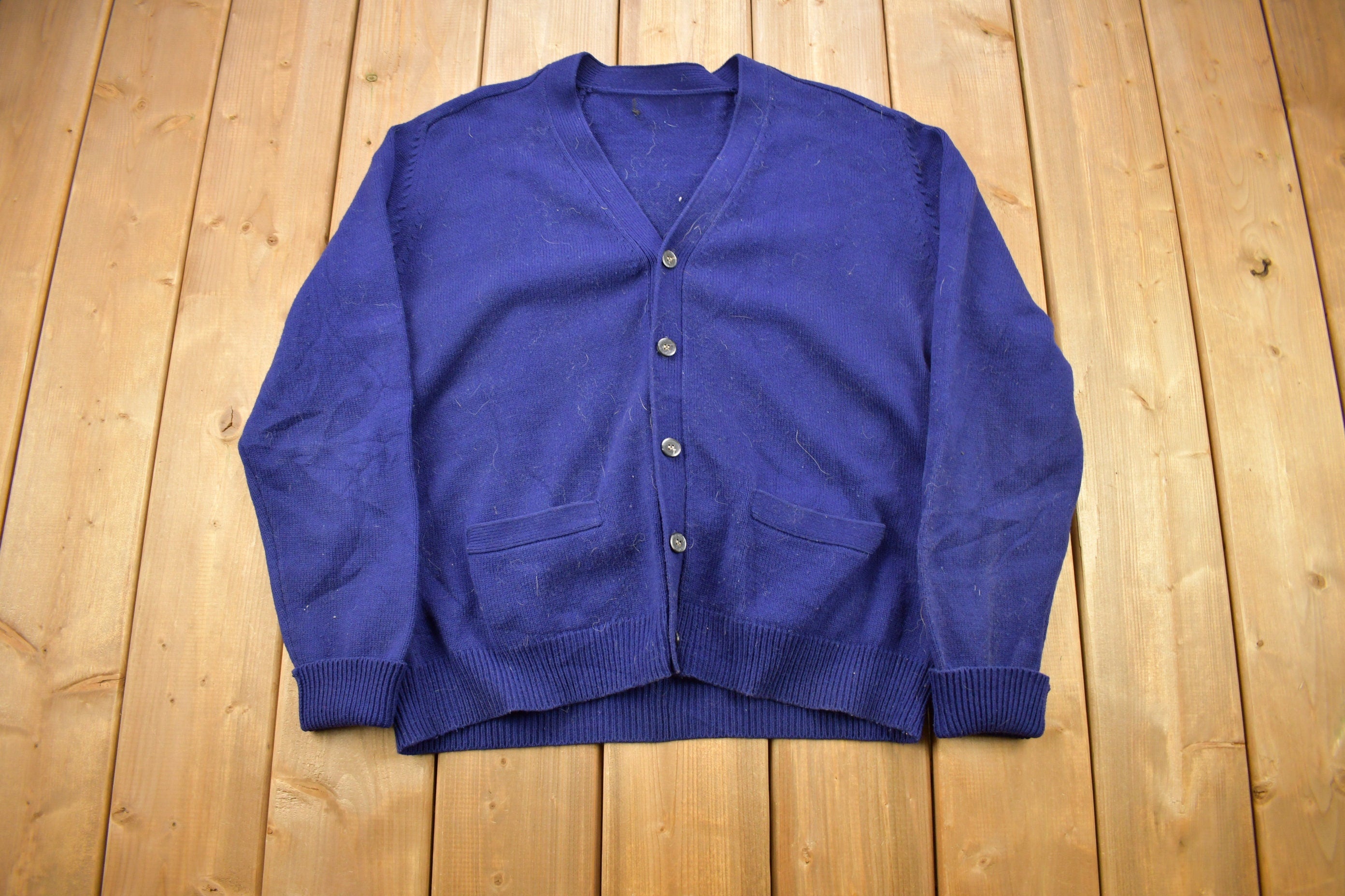 Vintage 1940s Blank Blue Knitted Cardigan Sweater