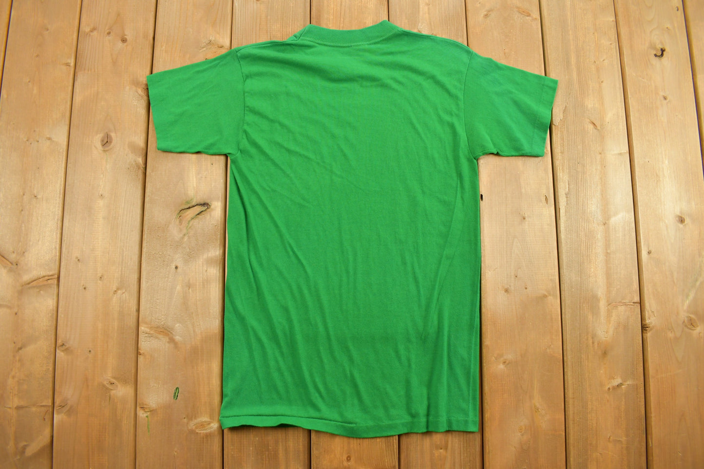 Vintage 1980s Bilbos Tree Graphic Souvenir T Shirt / 80s Shirt / Single Stitch / Green / Irish