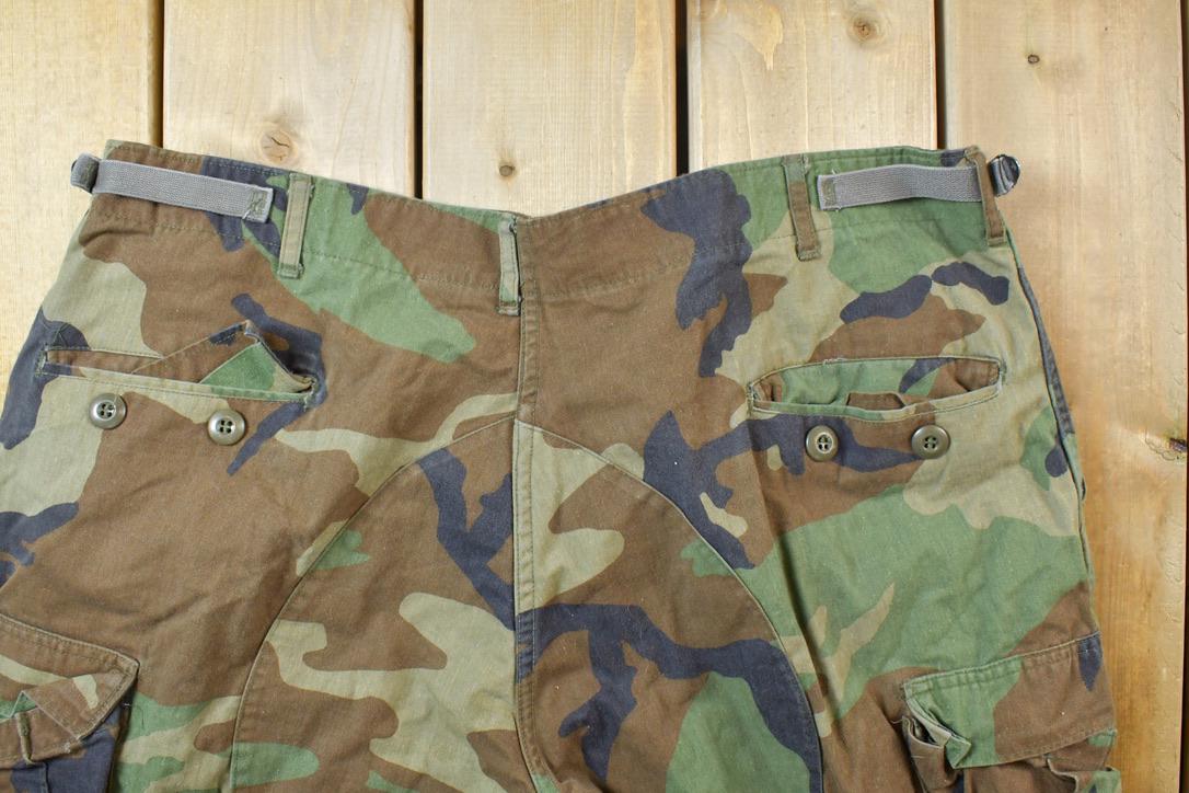 Vintage 1990s Army Camouflage Cargo Pants Size XL / Streetwear / Army Pants / Military Pant's / Vintage Cargos / Made In
