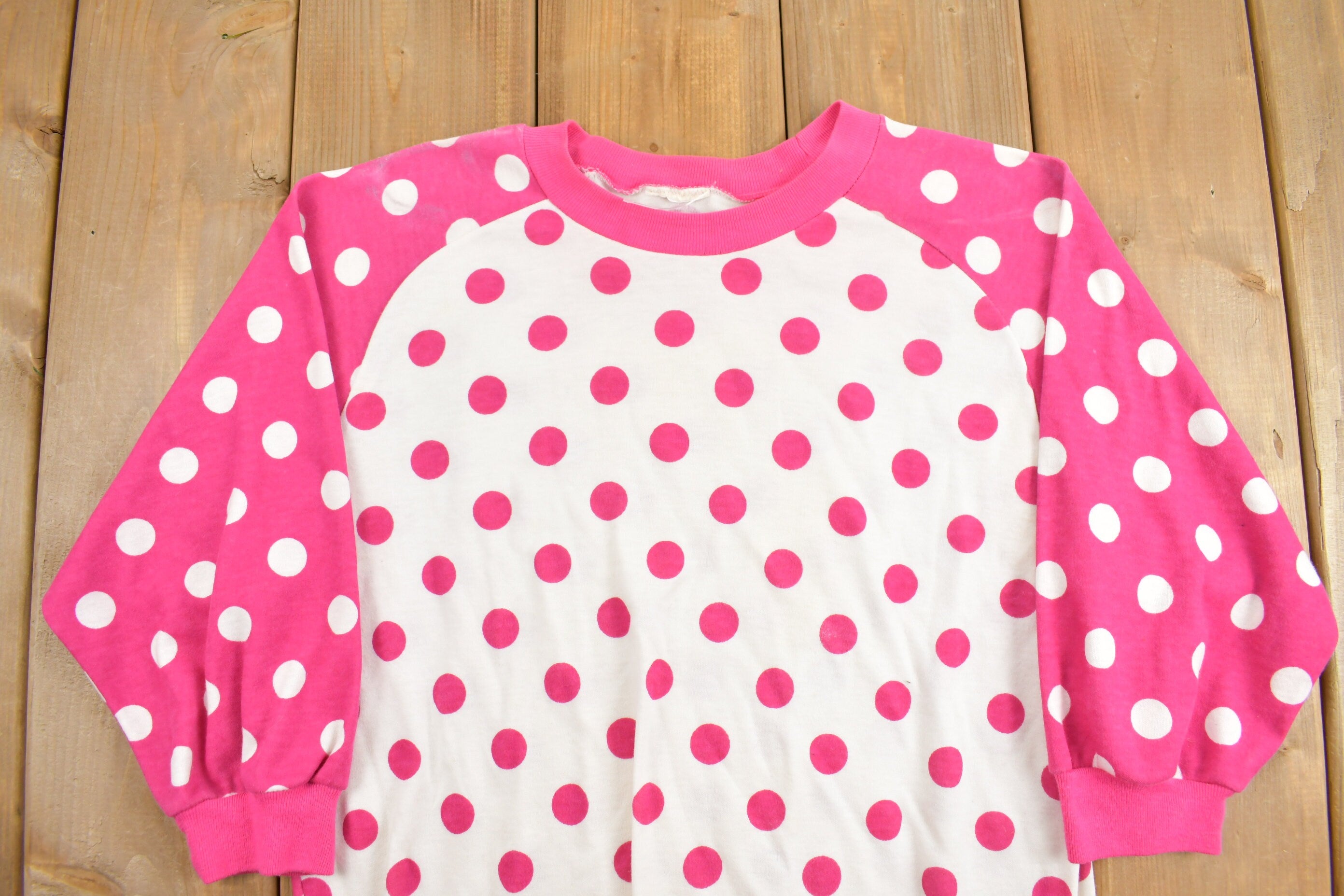 Vintage 1990s Pink Polka Dot Raglan T-Shirt