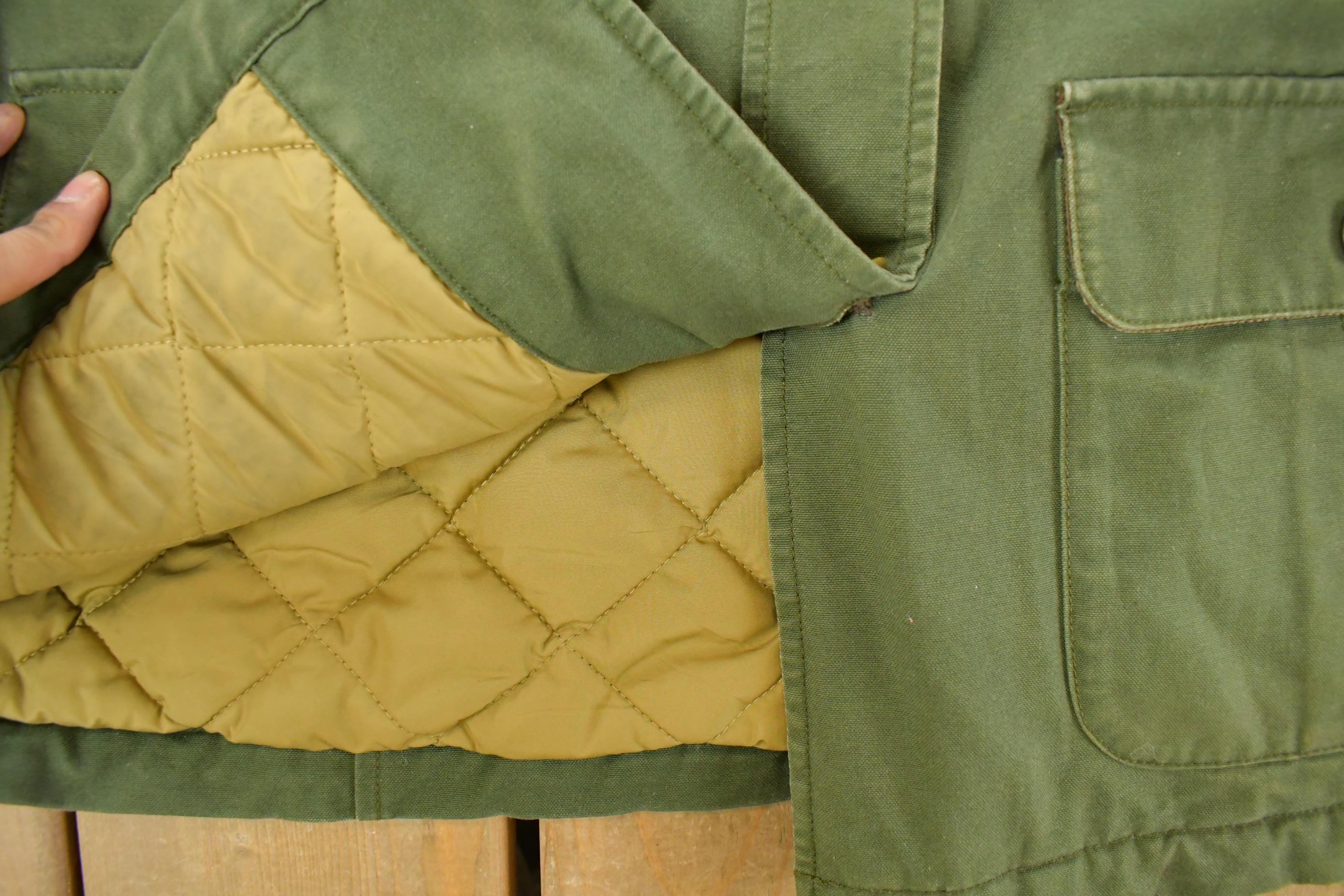 Vintage 1990s L.L. Bean Insulated Barn Chore Jacket Women's Medium / Workwear / Streetwear / Barn Coat / 90s LL Bean