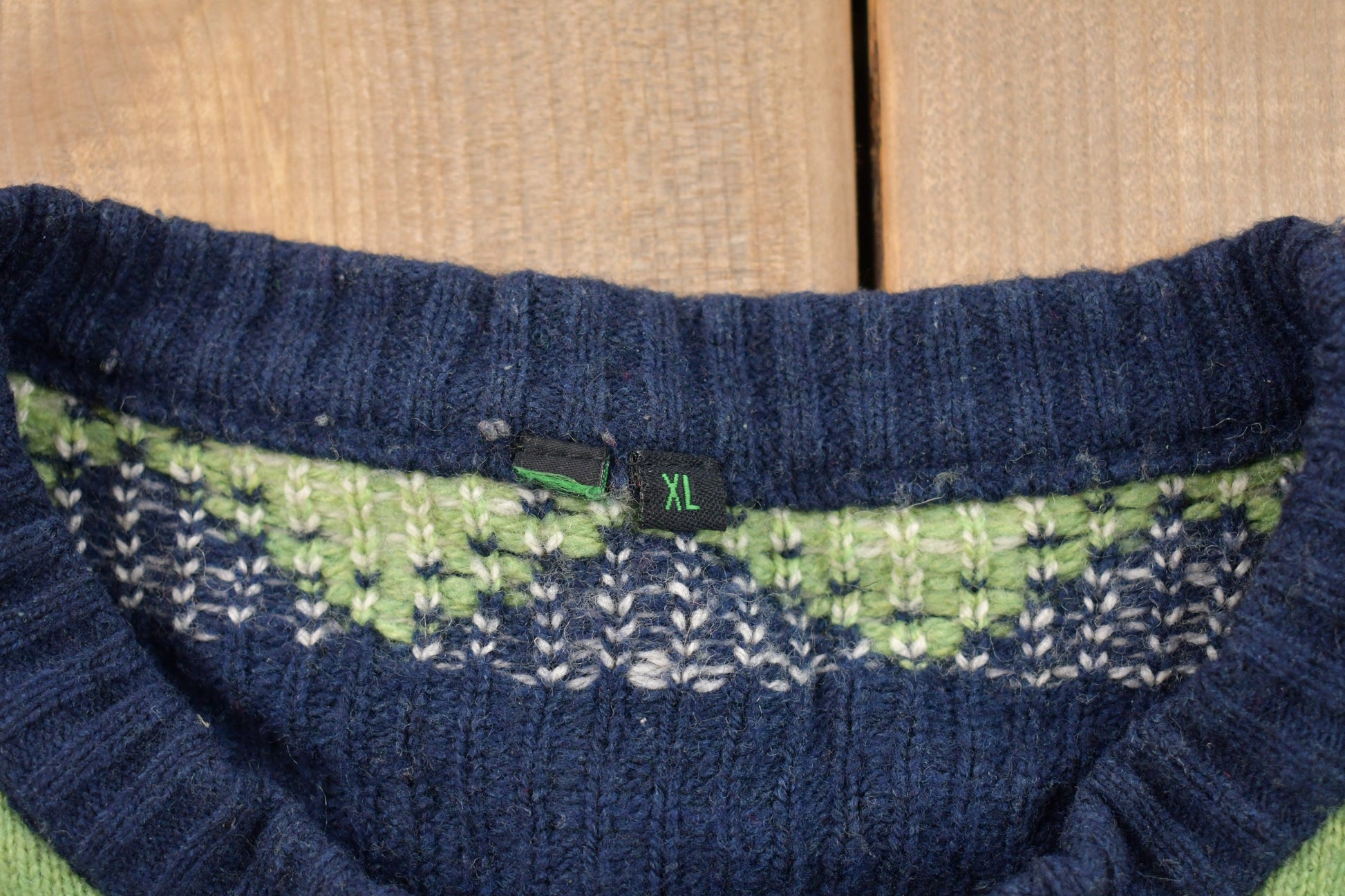 Vintage 1990s Abstract Knitted Sweater /