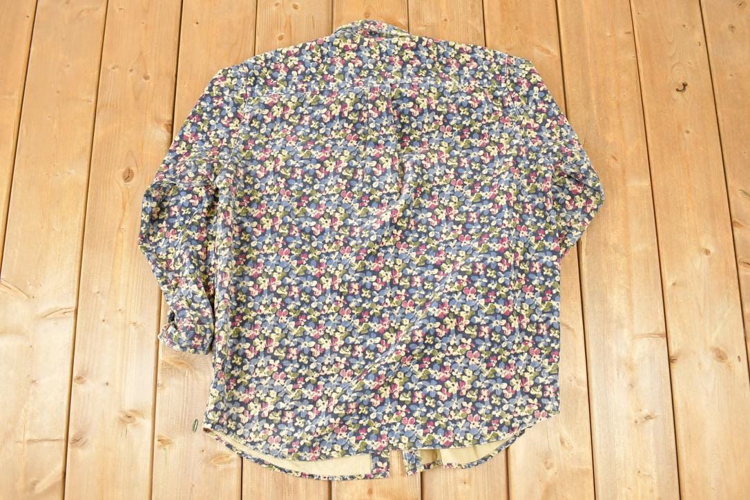 Vintage 1990s Eddie Bauer Aop Floral Corduroy Button Up Shirt Women's L