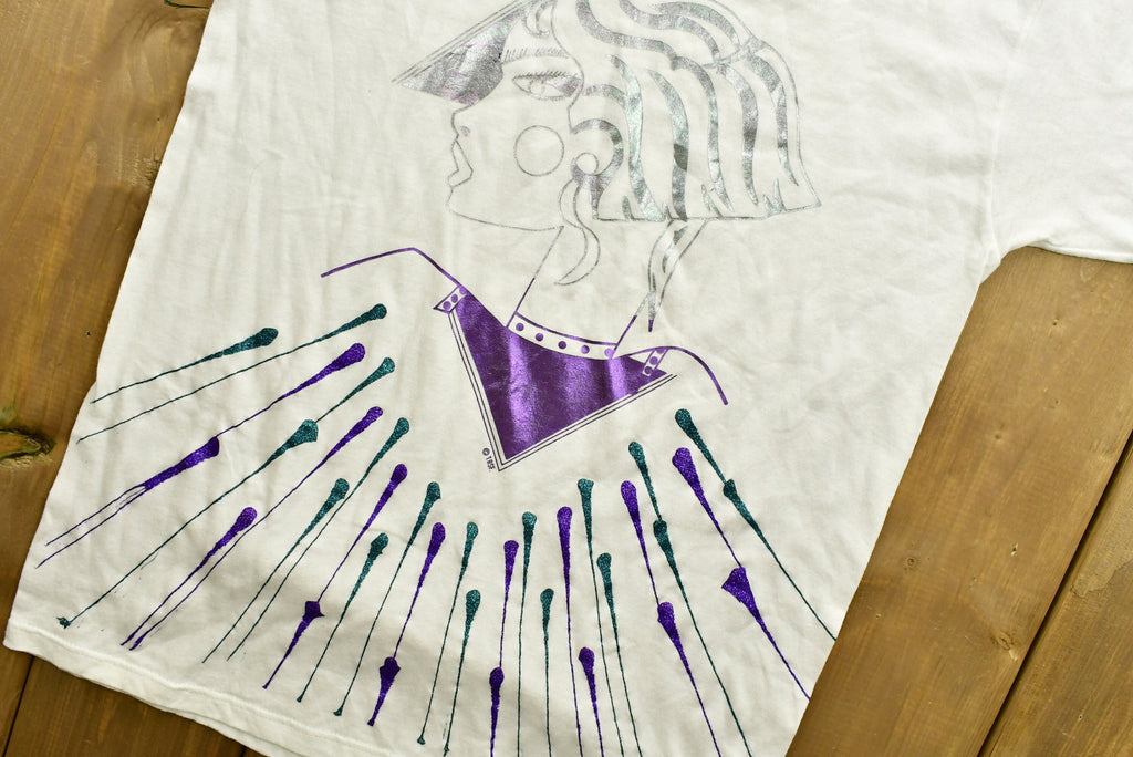 Vintage 1990's Abstract Women Graphic T-Shirt
