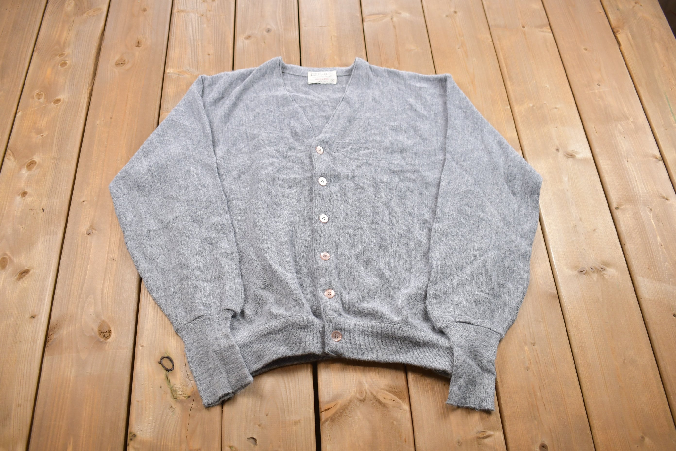 Vintage 1990s Grey Jeff Links Knitted Cardigan Sweater