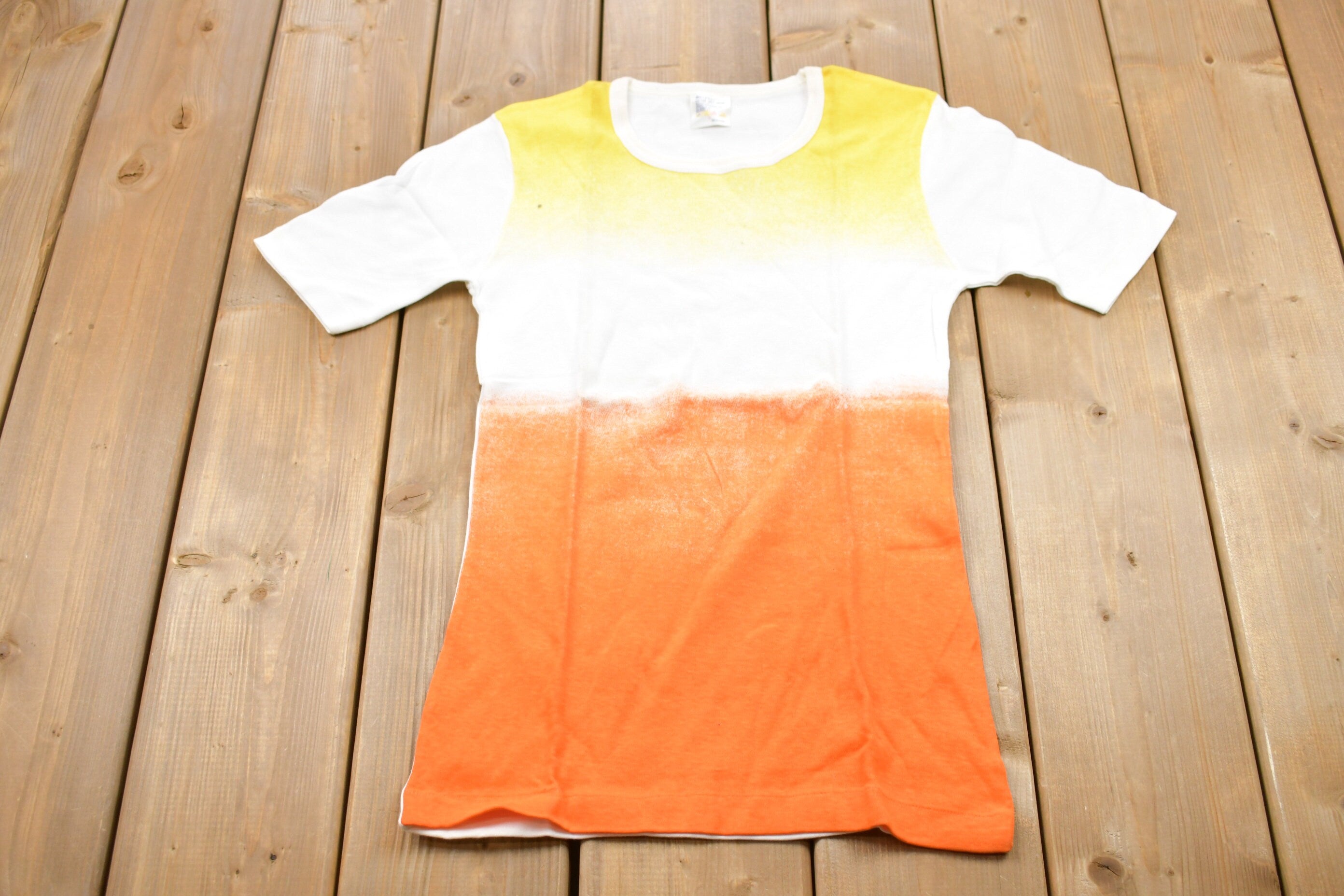 Vintage 1970s Contrast Faded Graphic T-Shirt