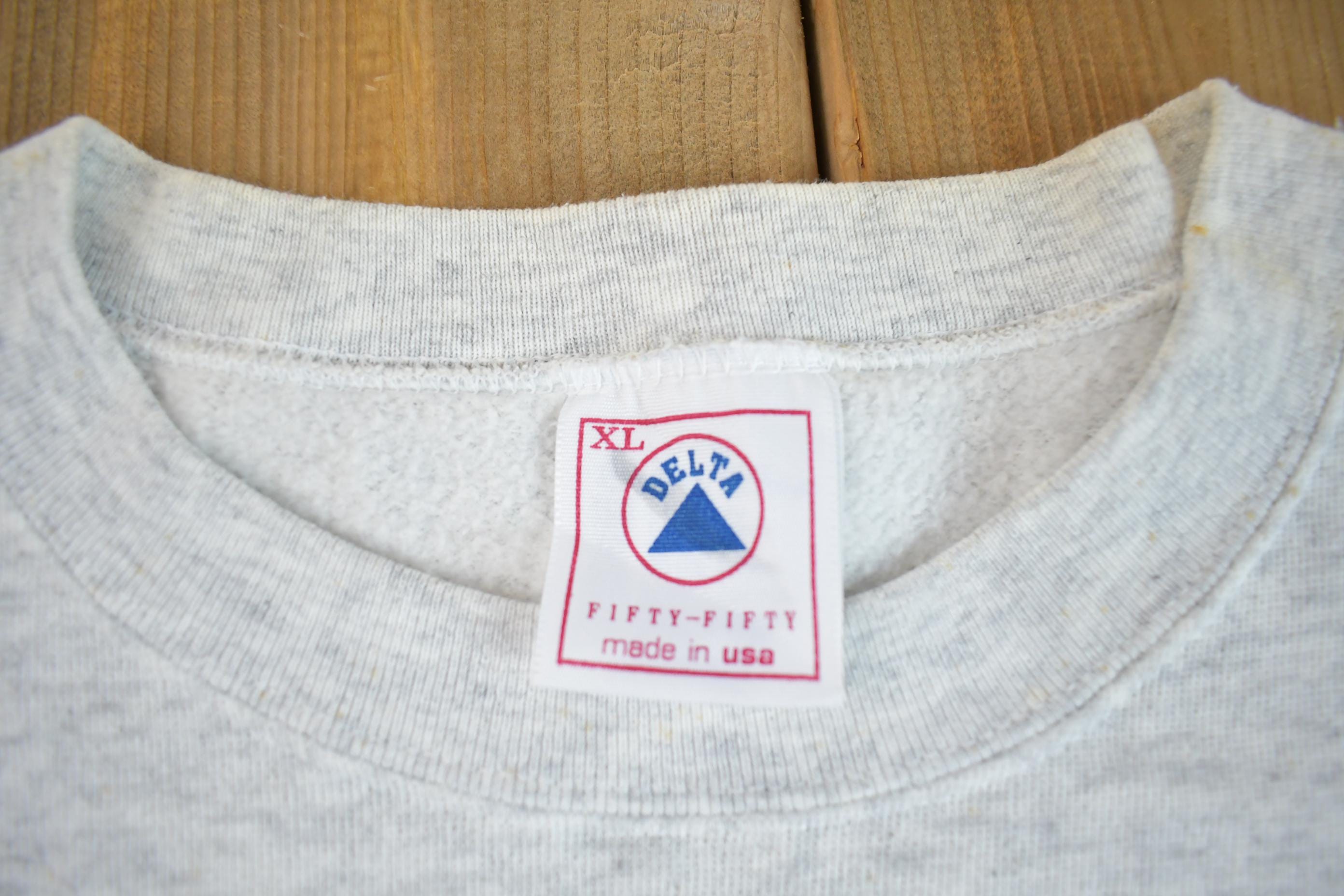Vintage 1990s Husky Dog Crewneck Sweater Made In USA - Large