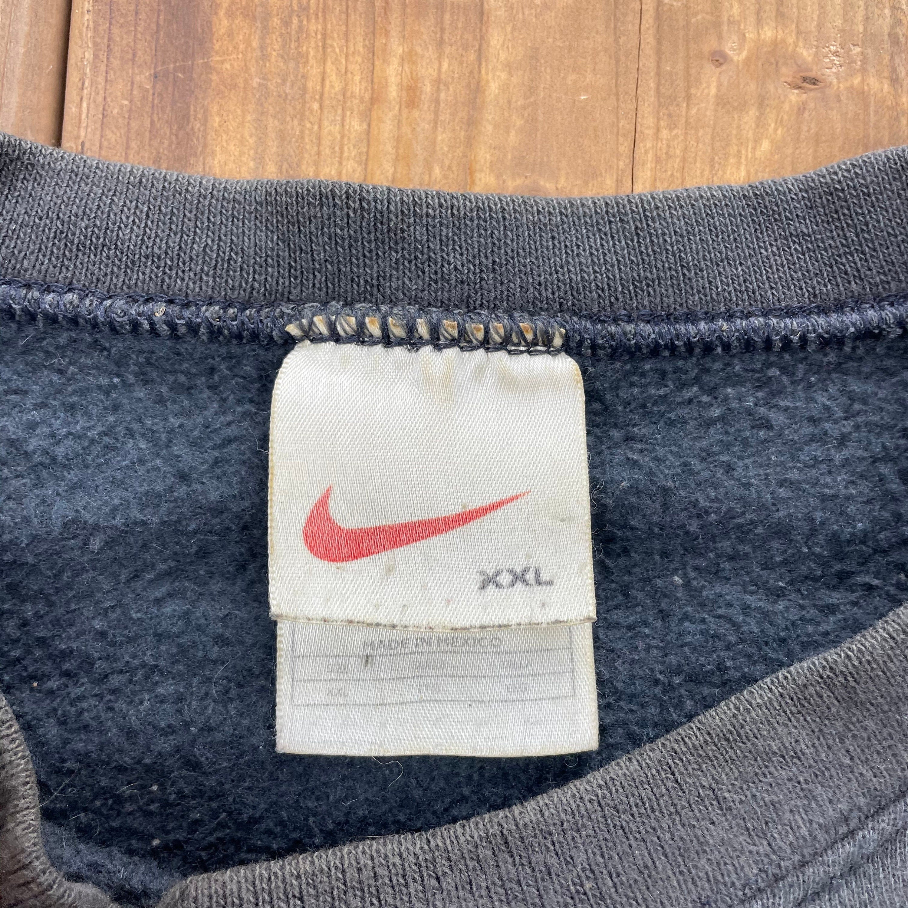 Vintage 1990s Nike Embroidered Mini Swoosh Crewneck