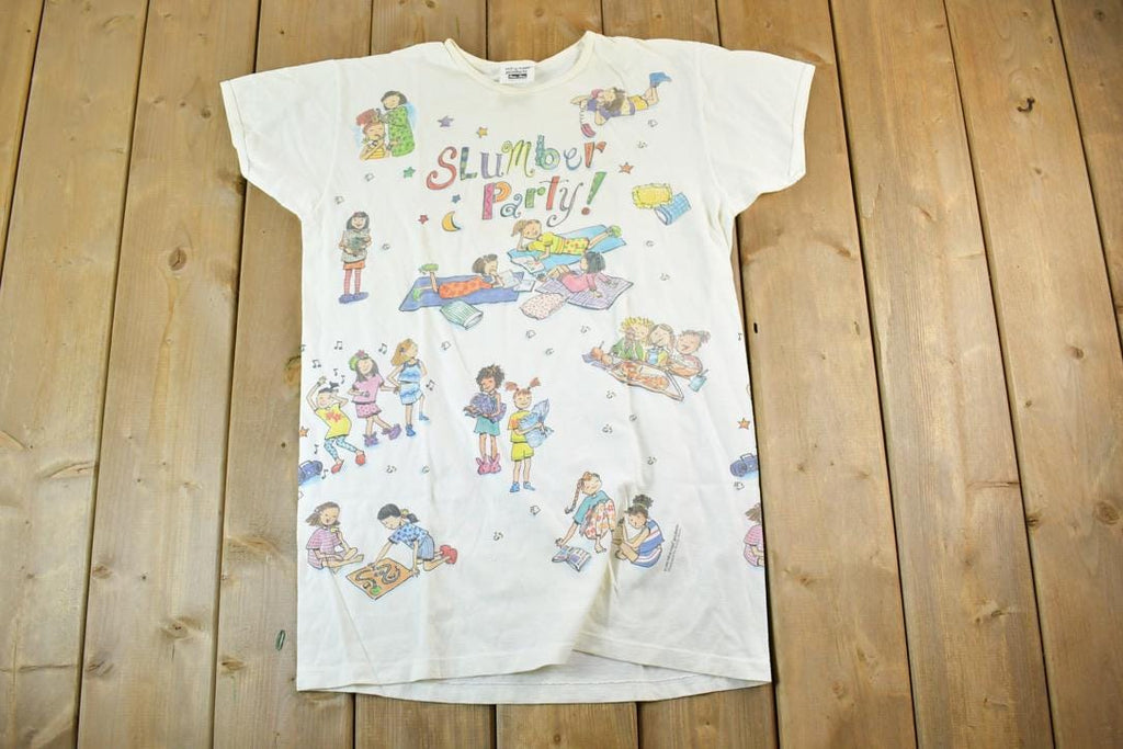 Vintage 1990s Slumber Party Oversized AOP Souvenir Single Stitch Graphic Print T-Shirt Made In