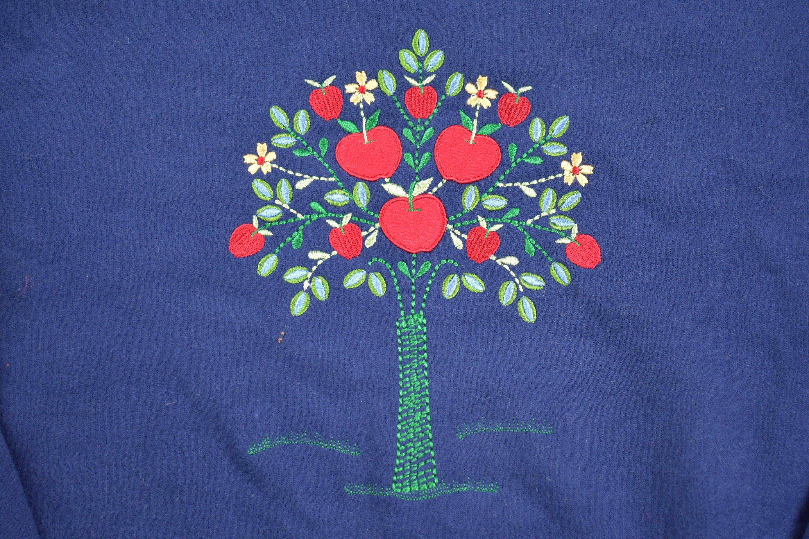Vintage 1990's Cute Double Collar Graphic Crewneck