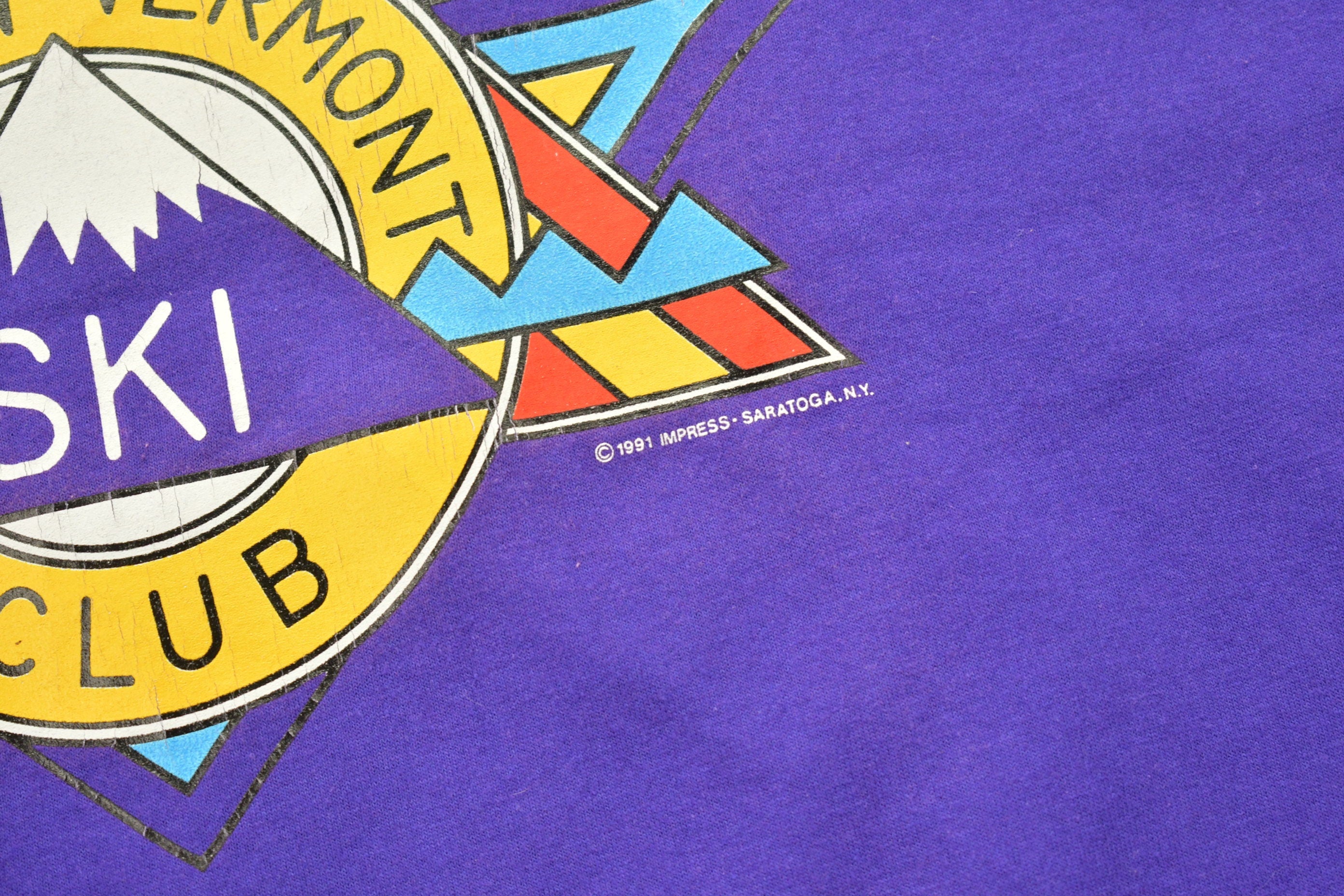Vintage 1991 T-Shirt Mt. Snow Vermont Ski Club Graphic T Shirt