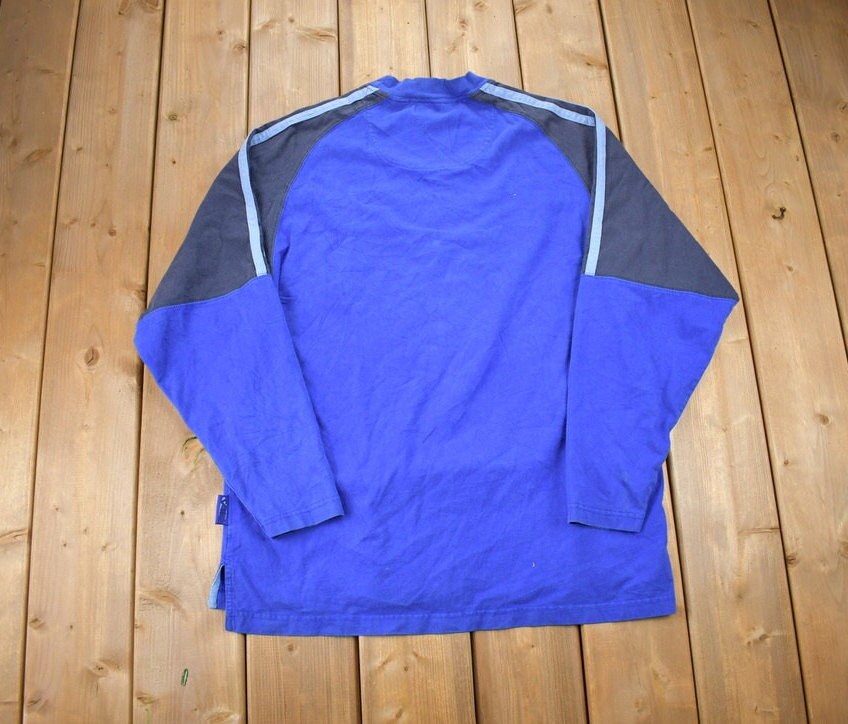 Vintage 2000s Fila Embroidered Long Sleeve T Shirt