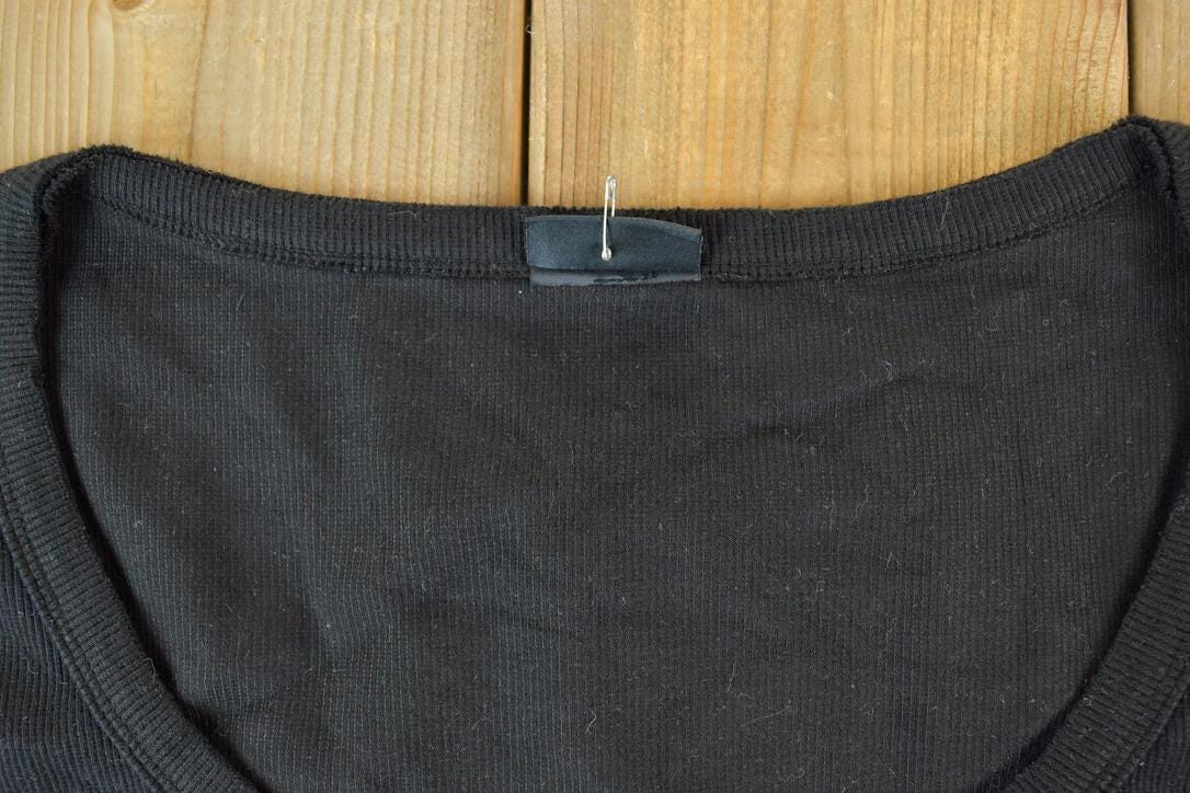 Women Vintage Vigoss Y2K Black Button Up T-Shirt