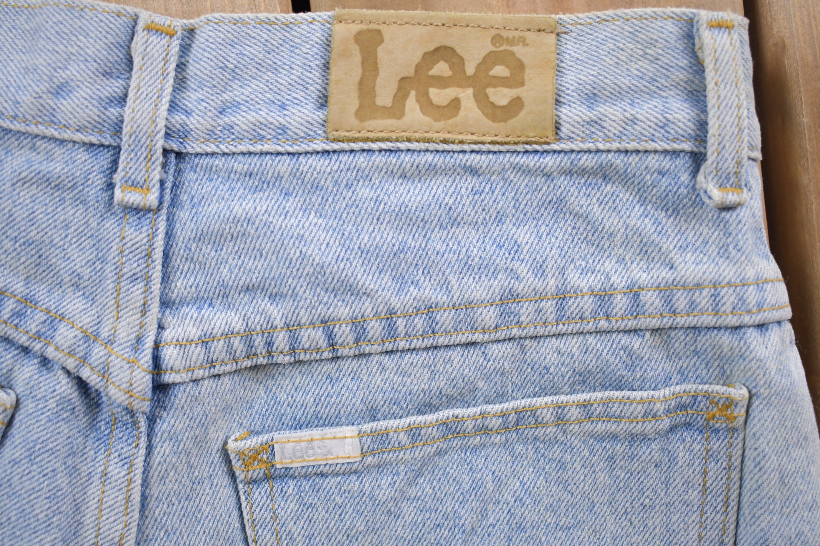 Vintage 1990s Lee Jean Shorts 28 x 6.5
