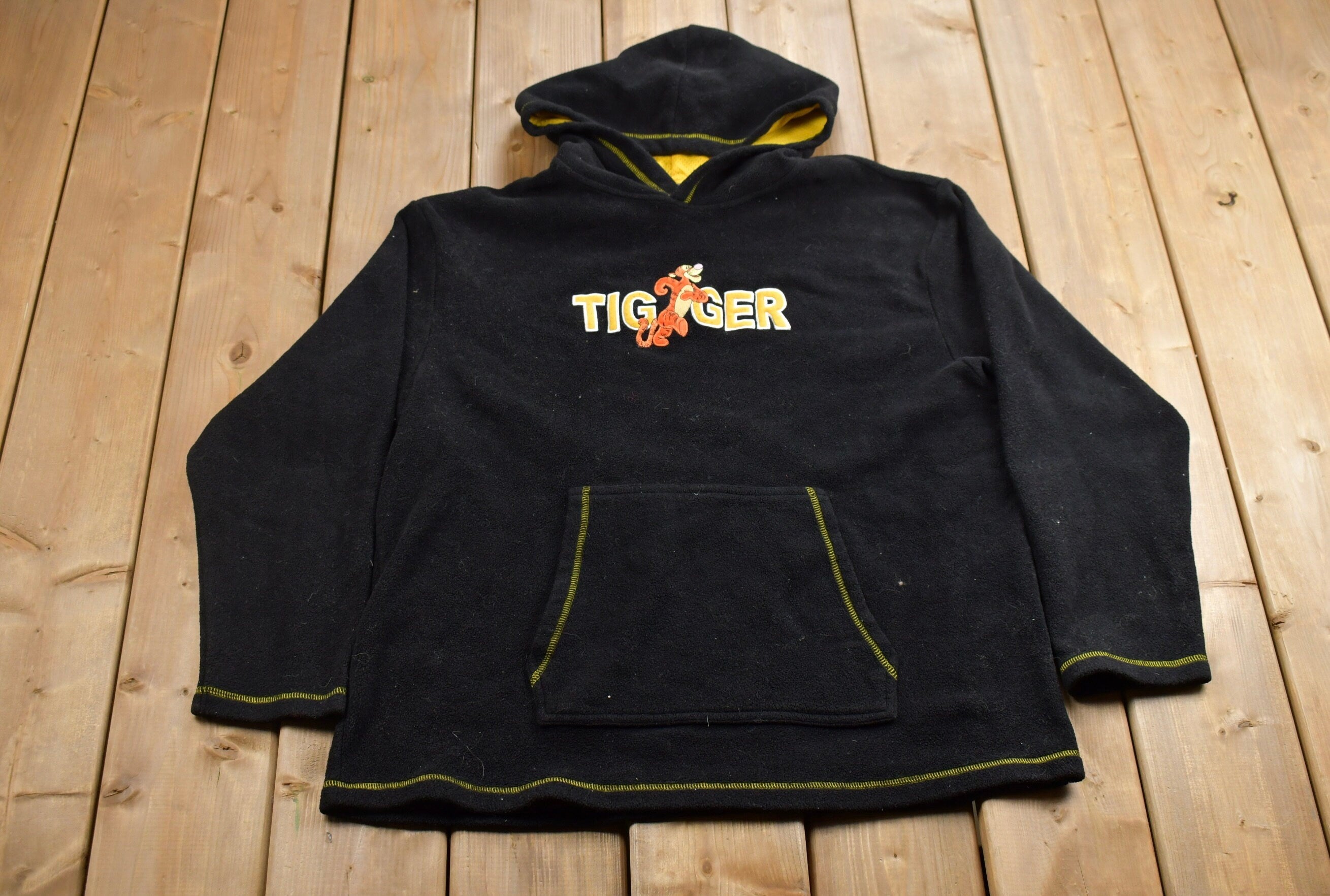 Vintage 1990s Tigger Embroidered Fleece Hoodie  Winnie The Pooh  Vintage Disney  90s  Pullover  Embroidered  Tigger Hoodie  Pooh