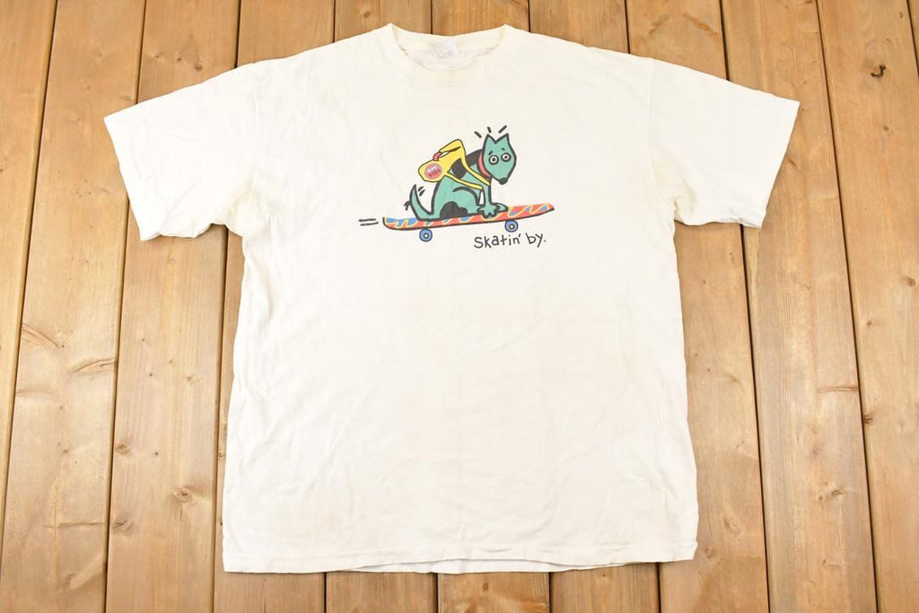 Vintage 1990s Skatin By Souvenir Skateboarding Dog T-Shirt Men's L
