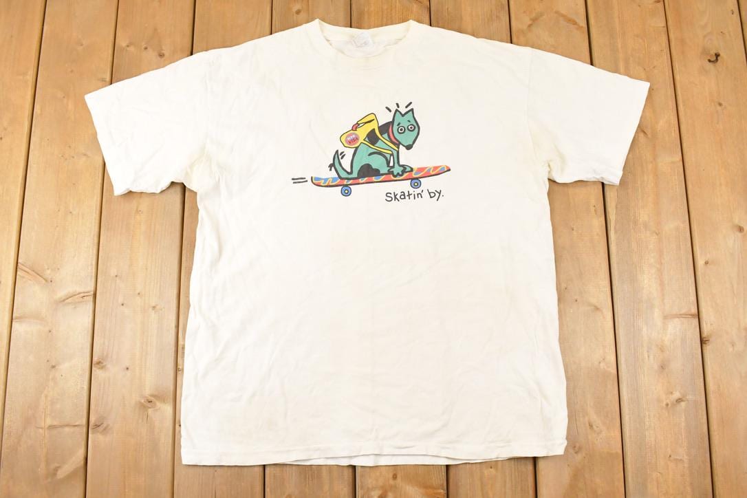 Vintage 1990s Skatin By Souvenir Skateboarding Dog T-Shirt Men's L