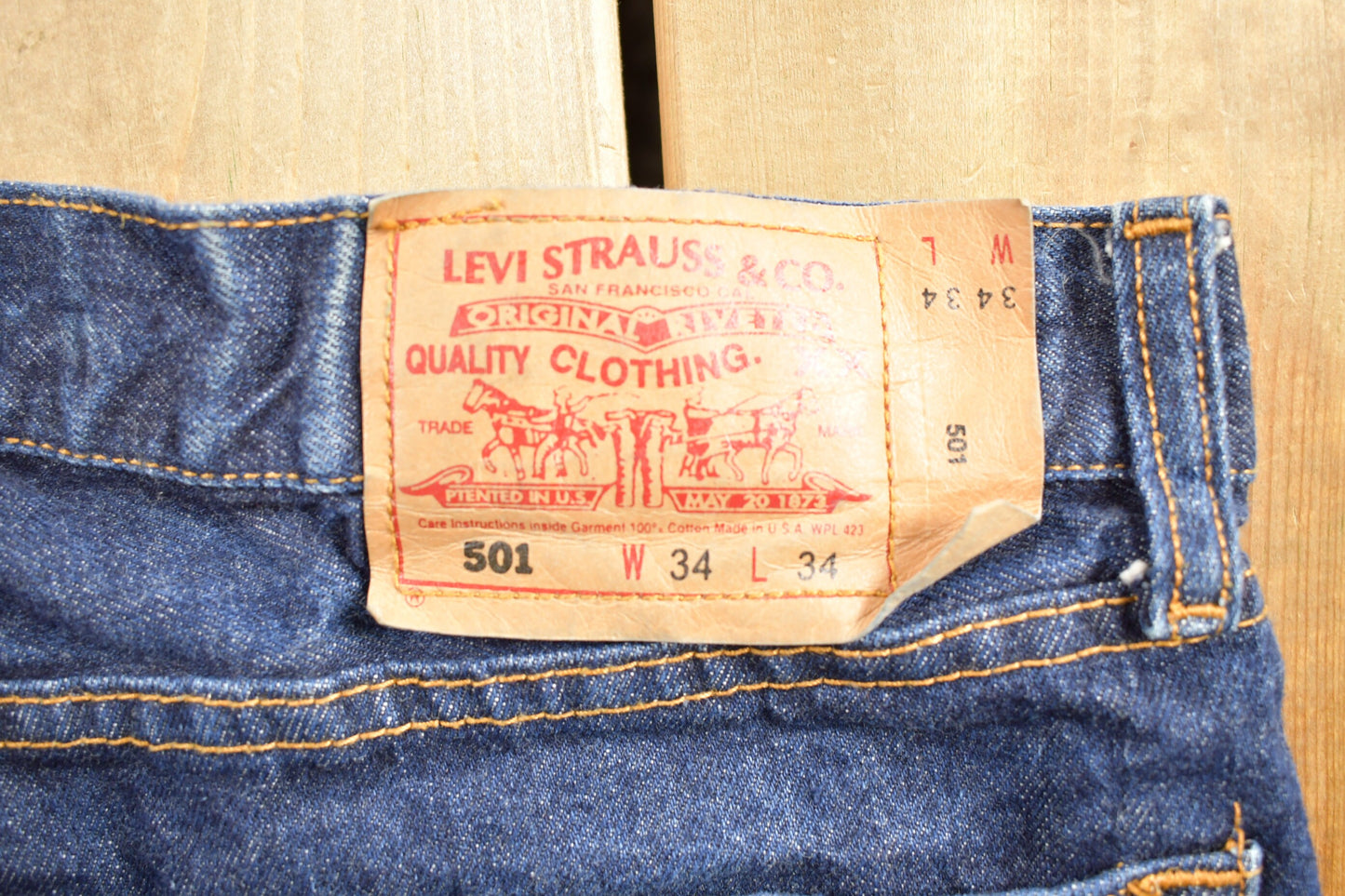 Vintage 1980s Levi's 501 Red Tab Button Fly Jeans Size 34 x 33 / Blue / Dark Wash / Vintage Denim / Made In USA / 80s Levi's / Straight Cut