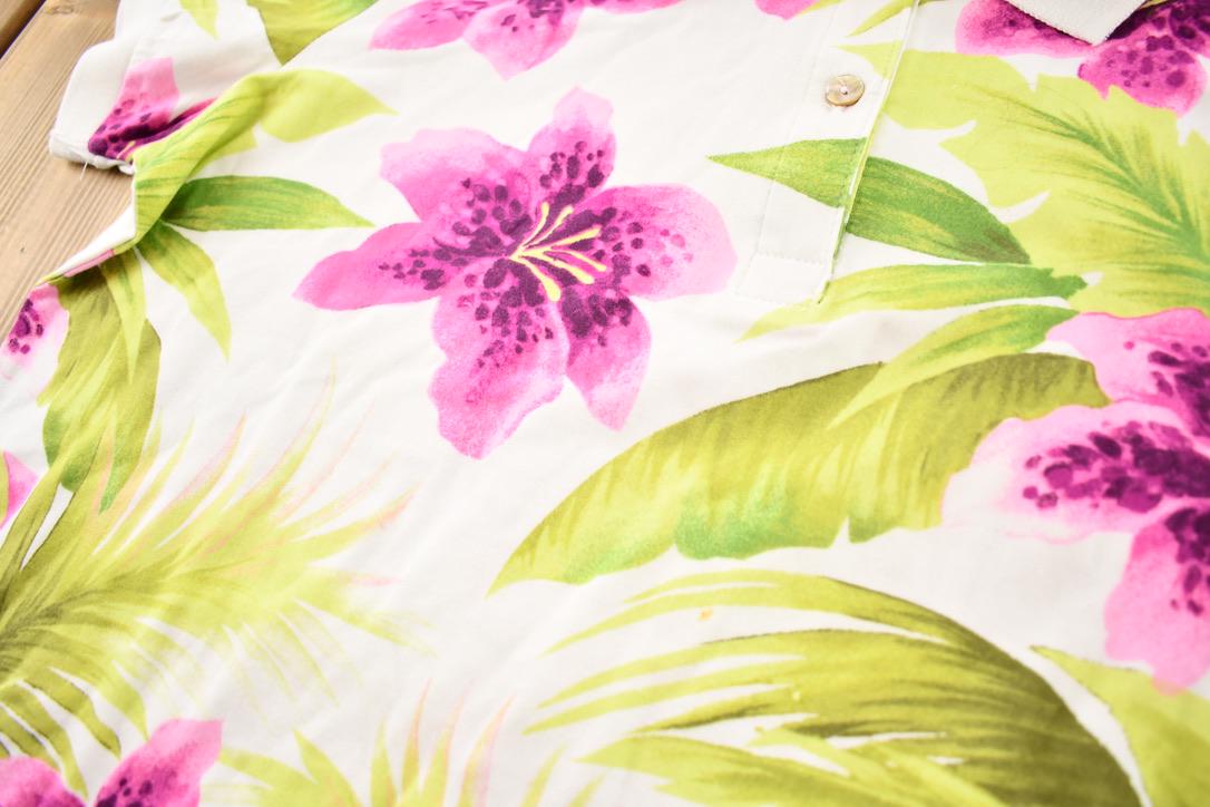 Vintage 2000s Women's White Stag Tropical Floral Pattern Polo Shirt