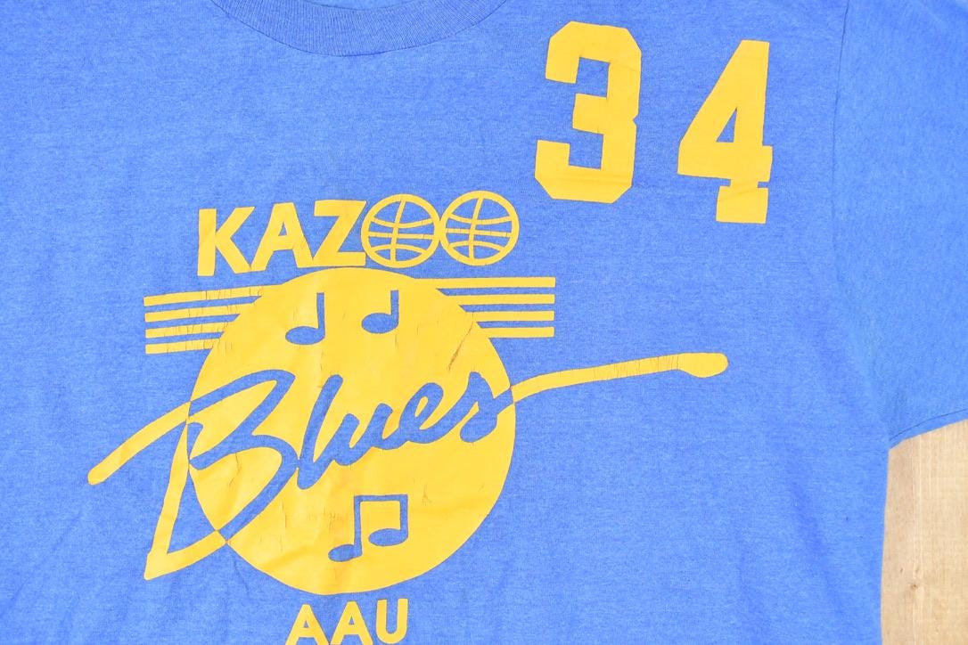 Vintage 1990s Kazoo Blues 34 Souvenir Travel T-Shirt Men's XL