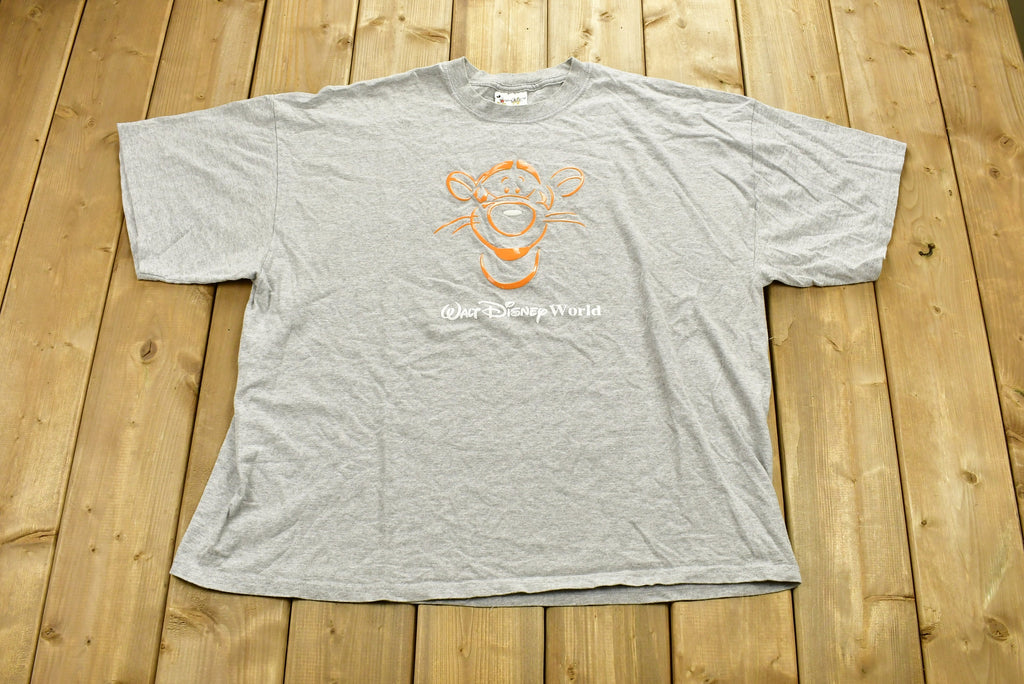 Vintage 1990s Walt Disney World Tigger Applique Cartoon T-Shirt
