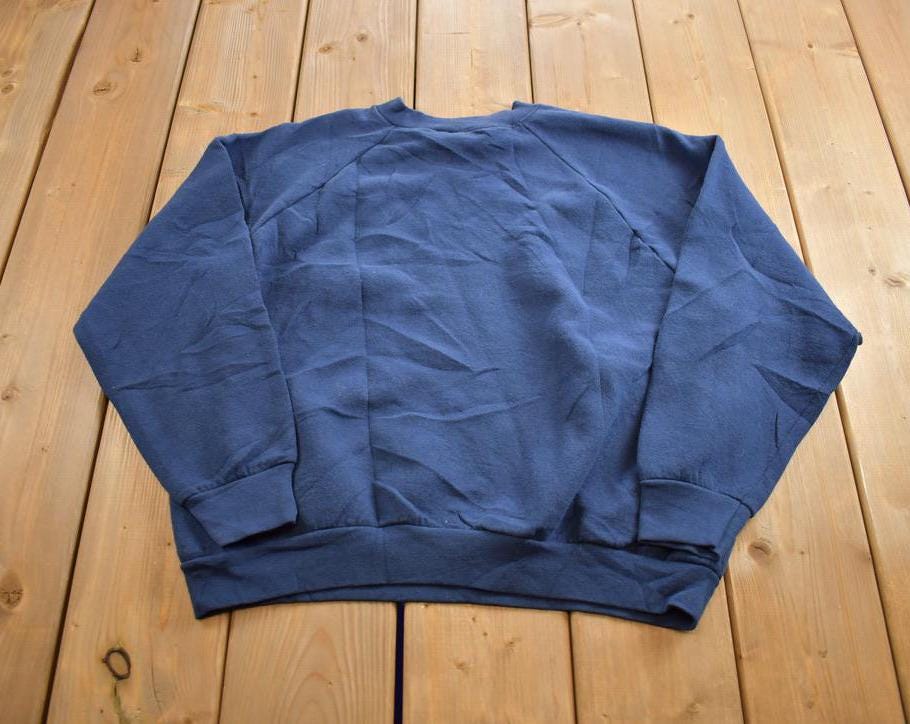 Vintage 1990s Blank Fruit Of The Loom Crewneck Sweatshirt Made In USA