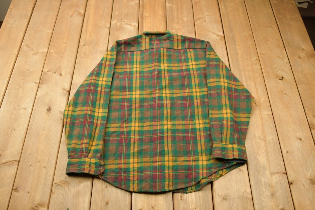 Vintage 1990s Outdoor Exchange Plaid Flannel Button Up Shirt 1990s Button Up
