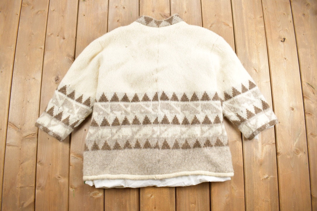 Vintage 1980s Wool Knit Button Up Sweater / Vintage 80s Sweater / Outdoorsman / Vintage Knit / Winter Sweatshirt / Geometric Pattern