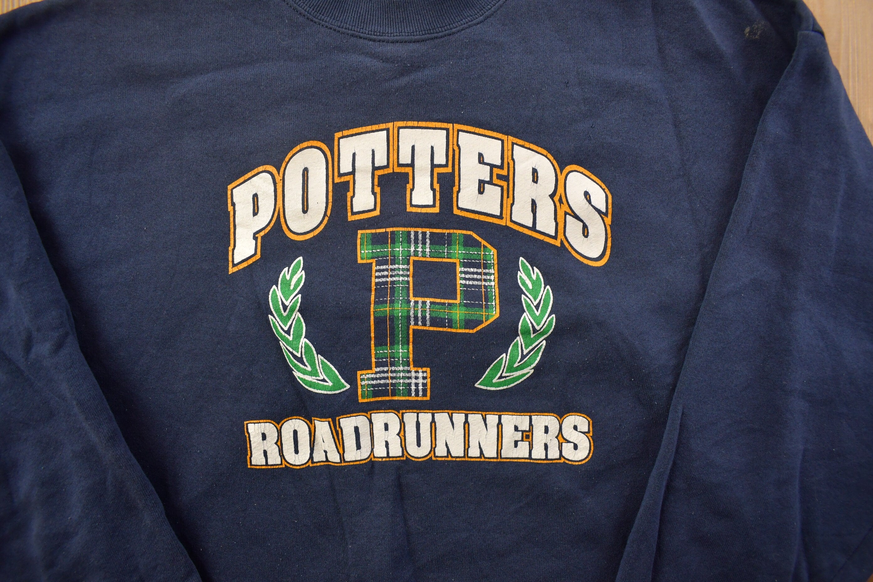 Vintage 1990s Potters Roadrunners Crewneck Sweatshirt