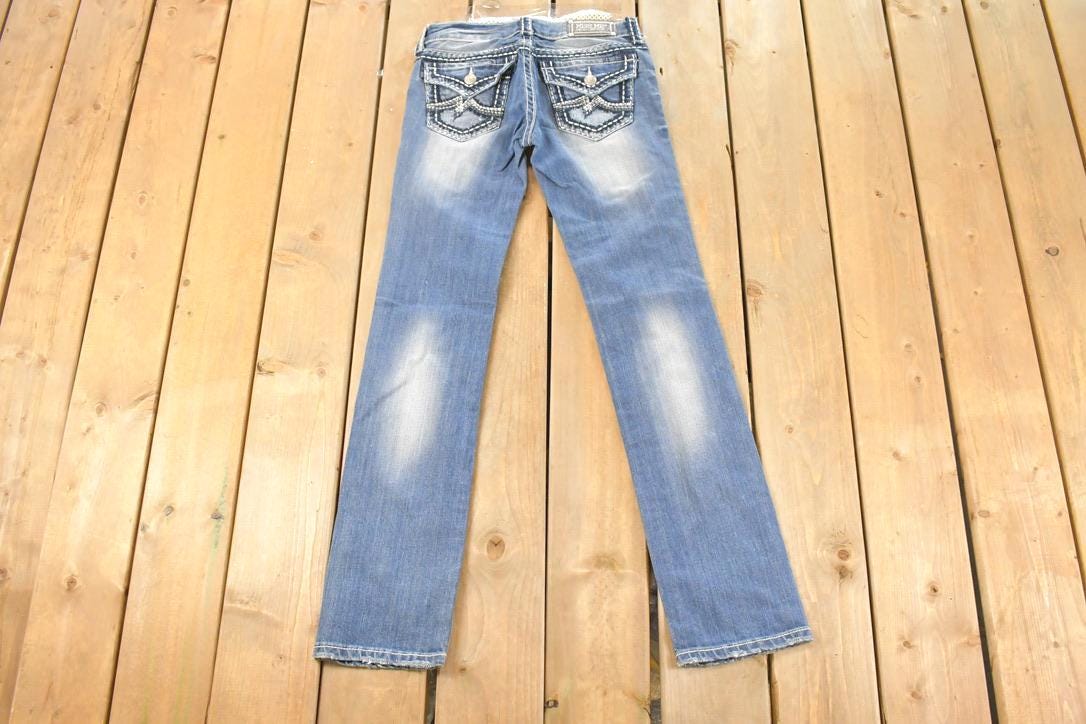Vintage Deadstock Y2K Miss Me Bedazzled Low Rise Jeans Women's Size 26x31