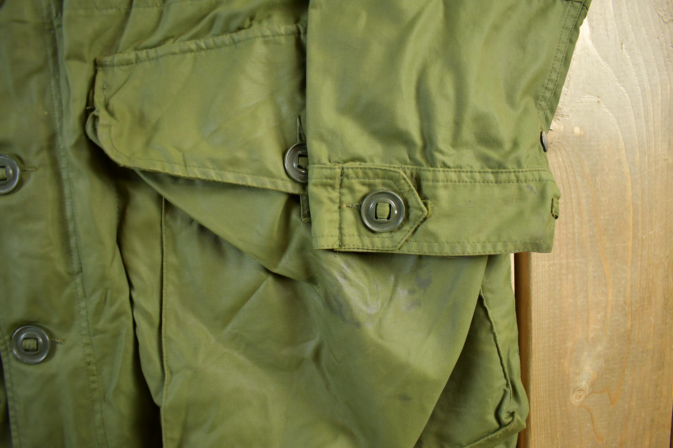 Vintage 1980s Canadian Army Military Field Jacket Men's Large