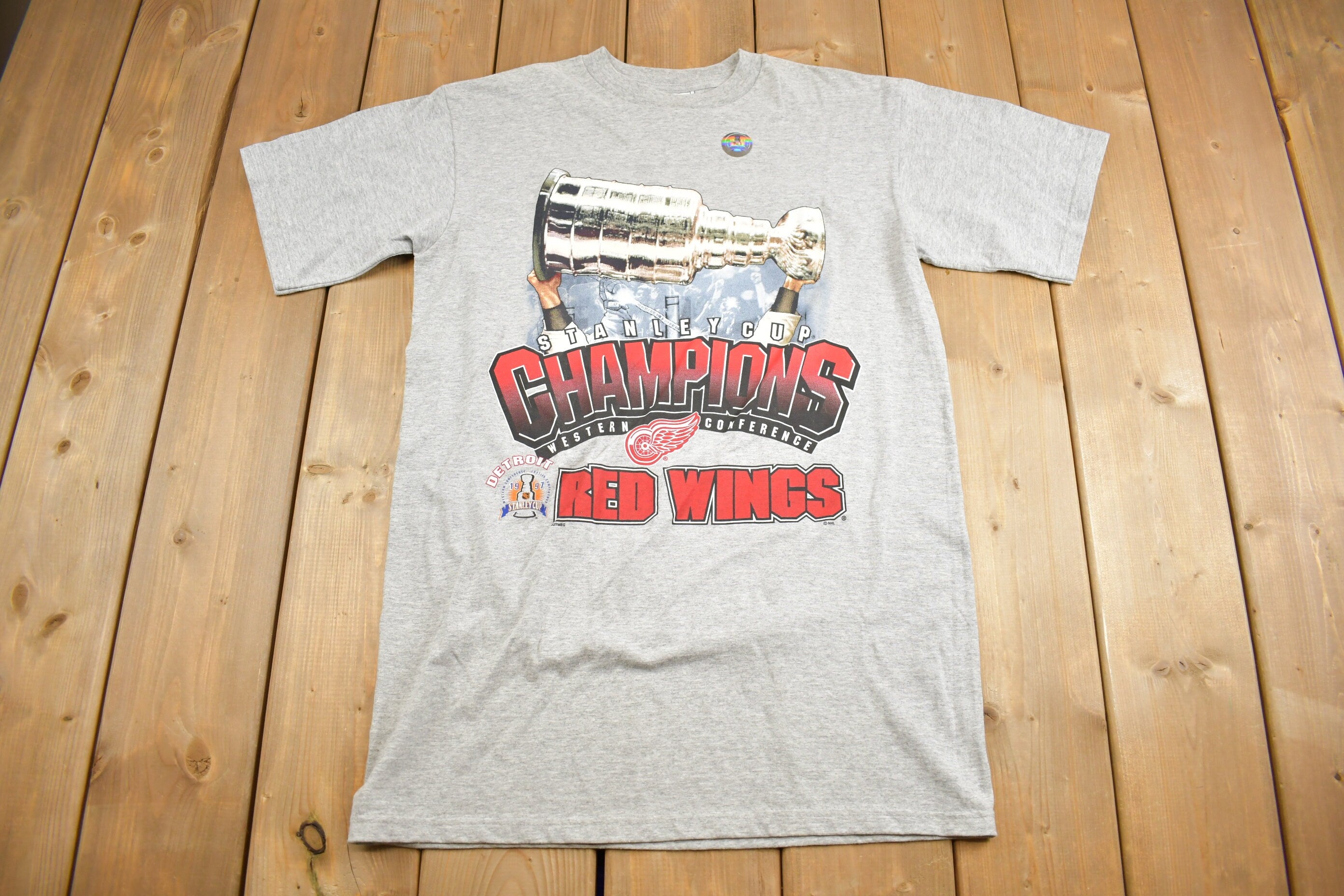 Vintage 1997 Detroit Red Wings Stanley Cup Champions T-Shirt