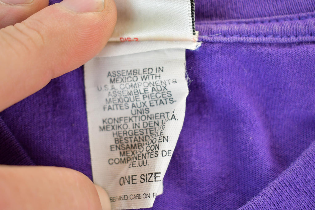 Vintage 1990s Pooh Bear As Sleepy As Can Be Disney Cartoon Promo T-Shirt Women's XL