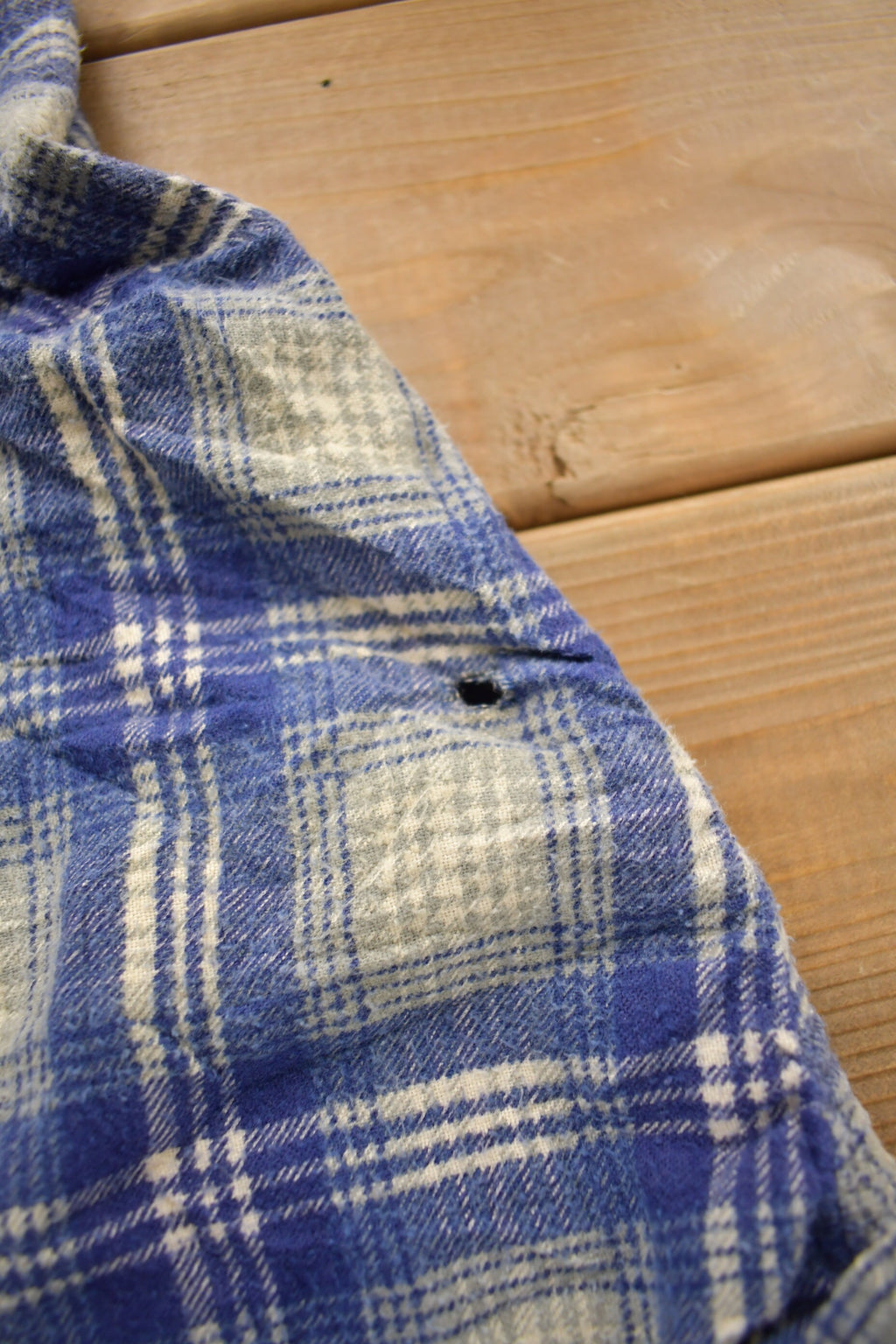Vintage 1990s Sierra Pacific Distressed Plaid Button Up Flannel Shirt Size XL
