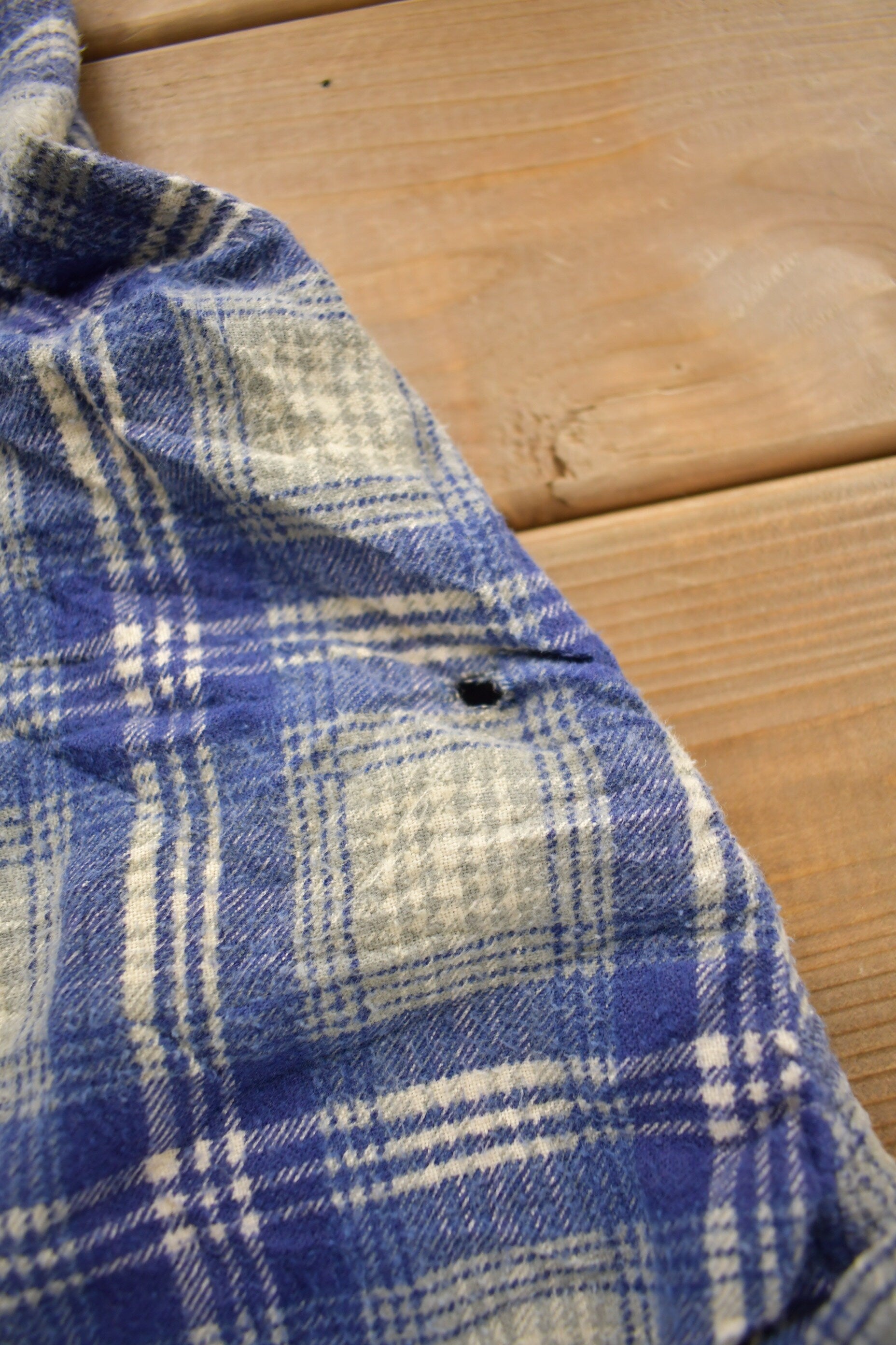 Vintage 1990s Sierra Pacific Distressed Plaid Button Up Flannel Shirt Size XL
